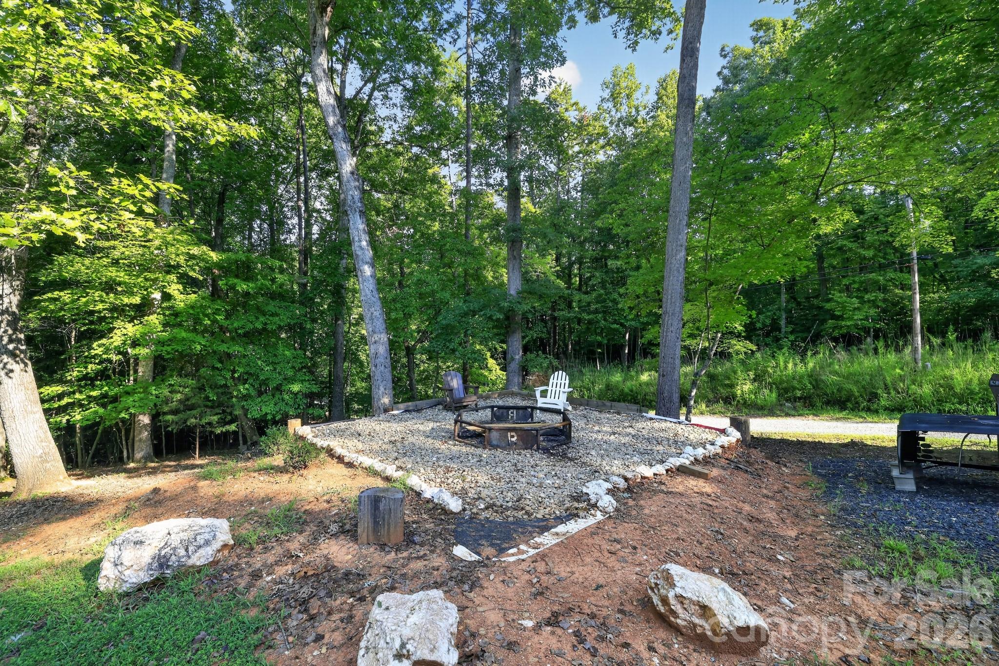 140 Fernwood Court Property Photo 31