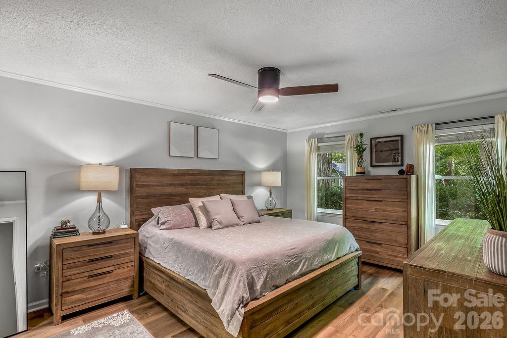 309 Treeline Drive Property Photo 14