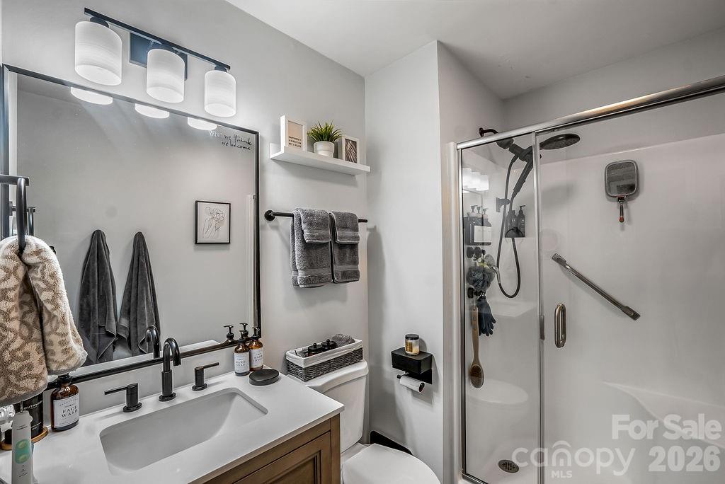 309 Treeline Drive Property Photo 18