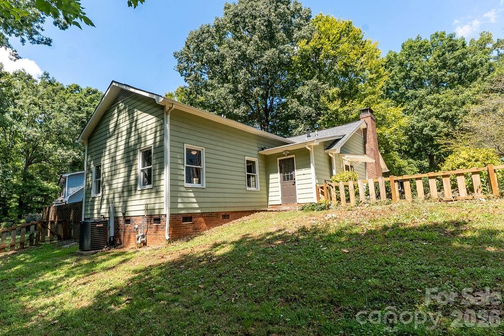 309 Treeline Drive Property Photo 28