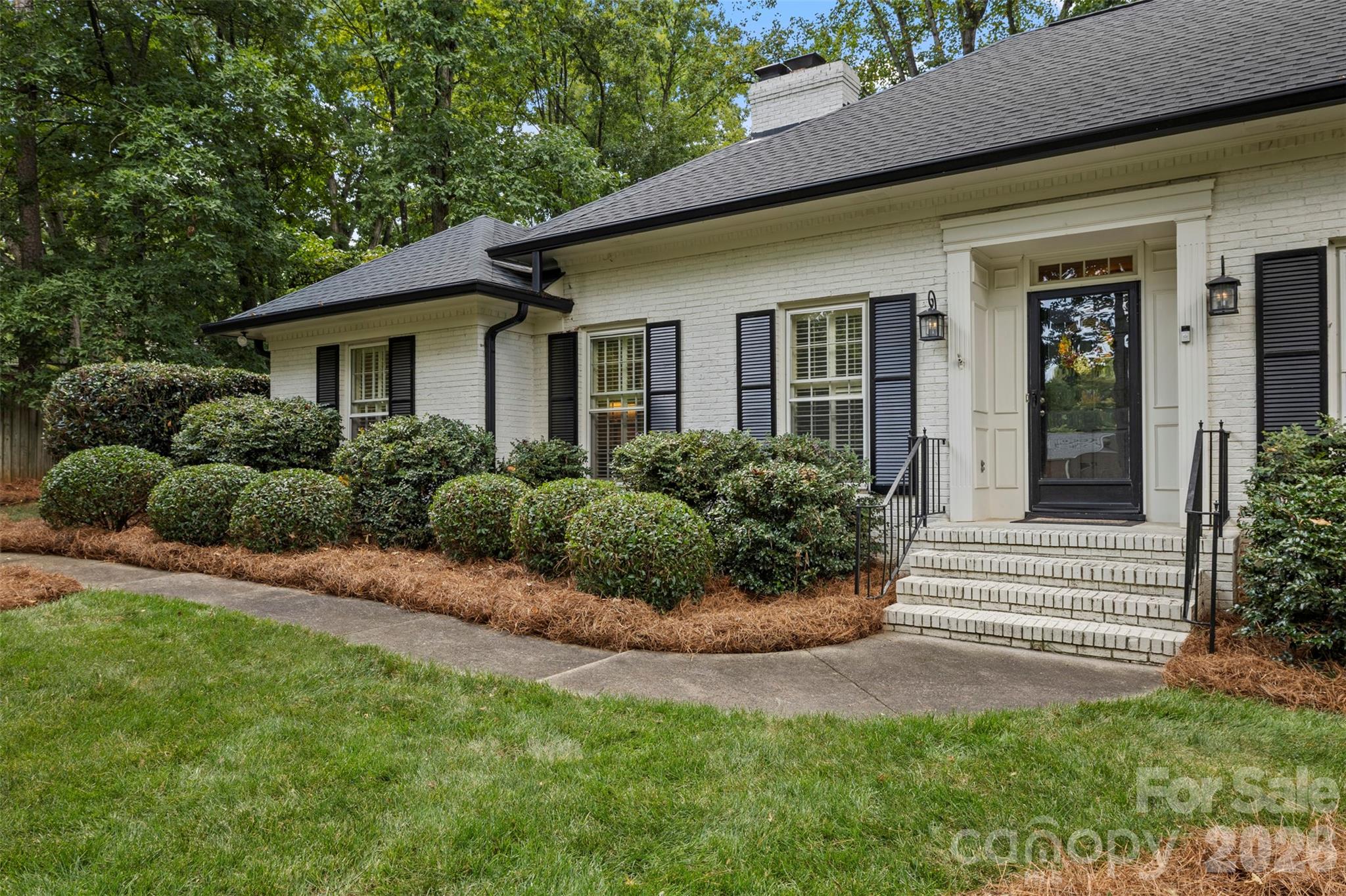 1009 Bearmore Drive Property Photo 4