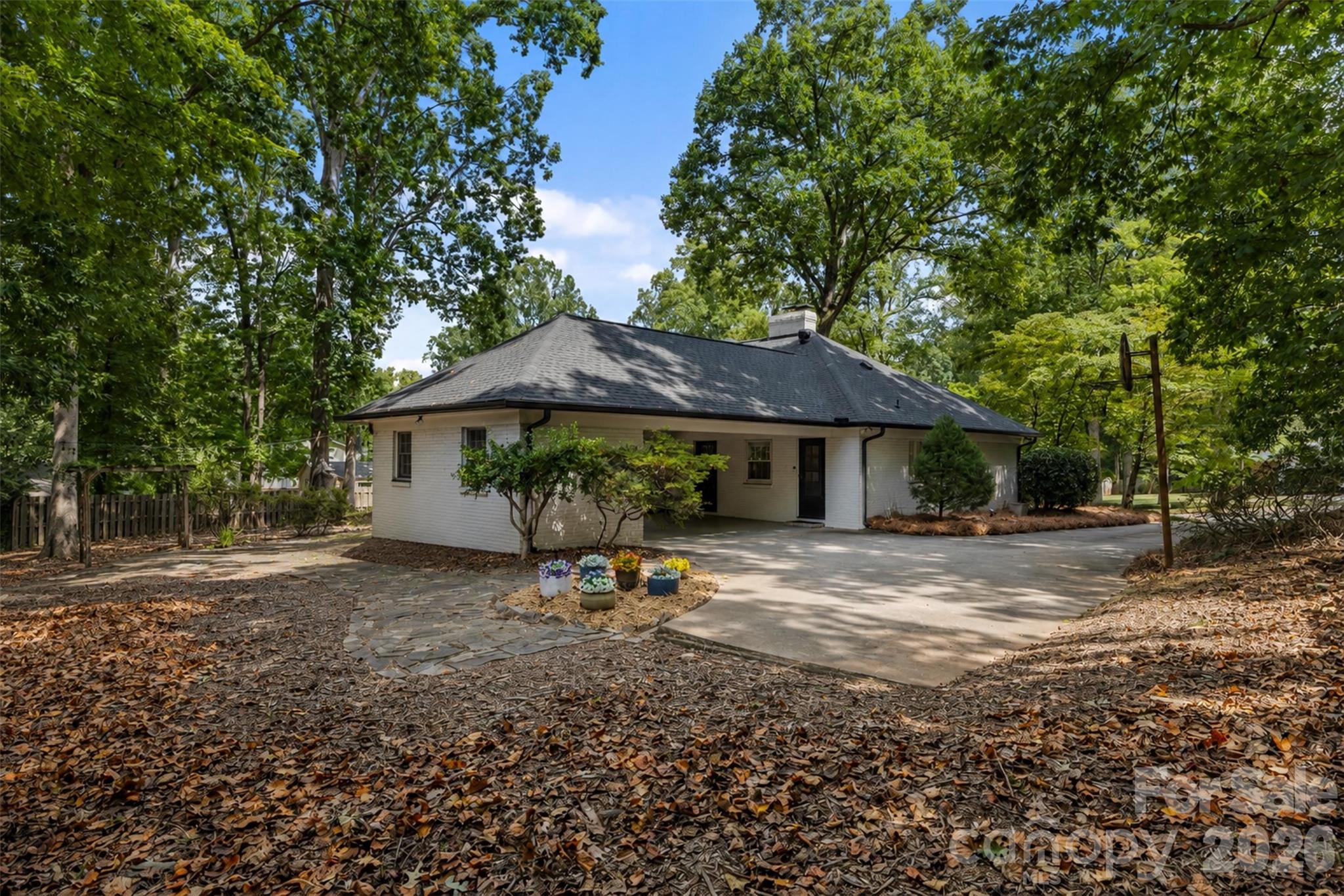 1009 Bearmore Drive Property Photo 38