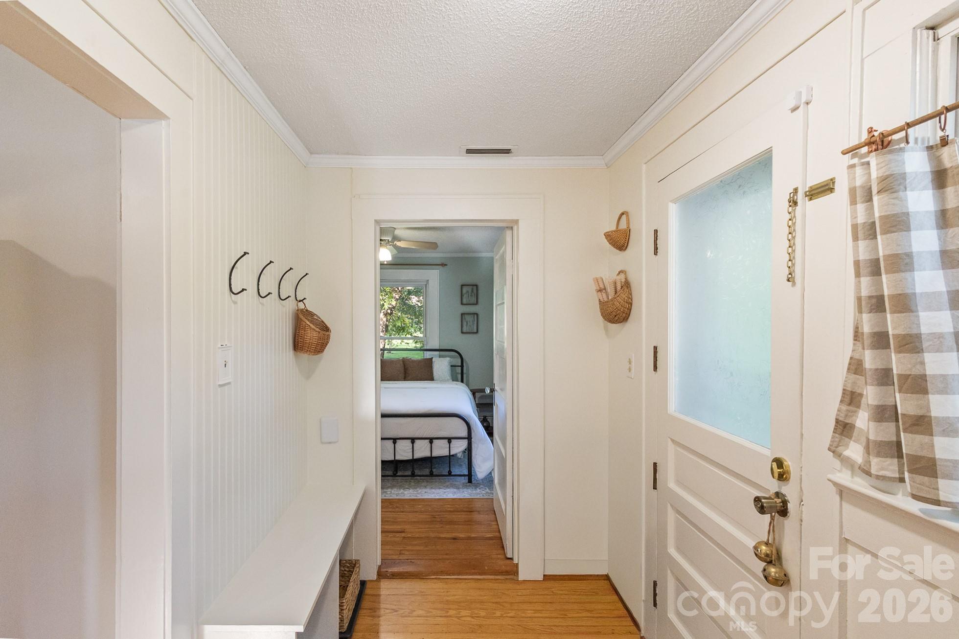 1810 Central Drive Property Photo 16