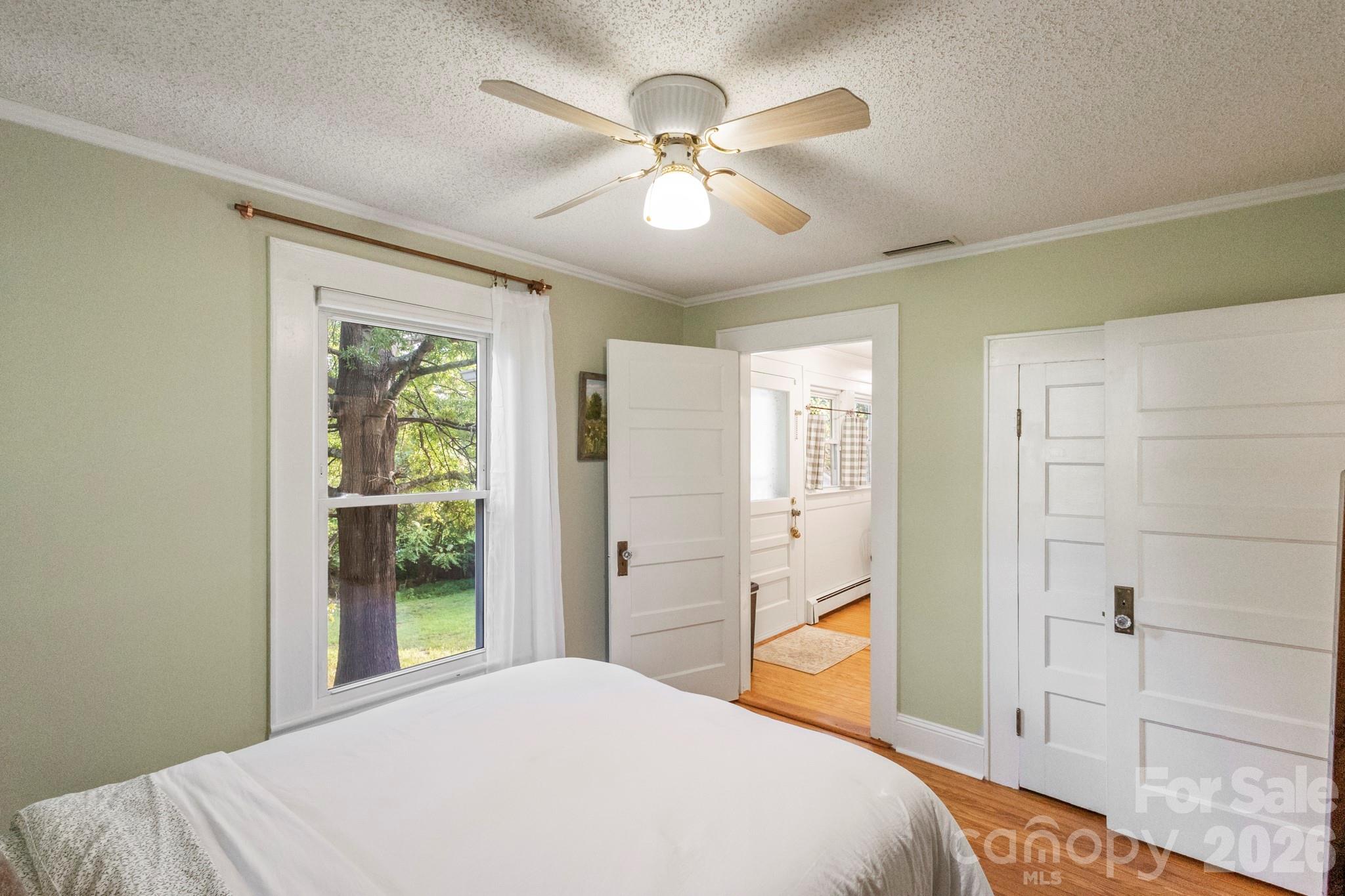 1810 Central Drive Property Photo 18