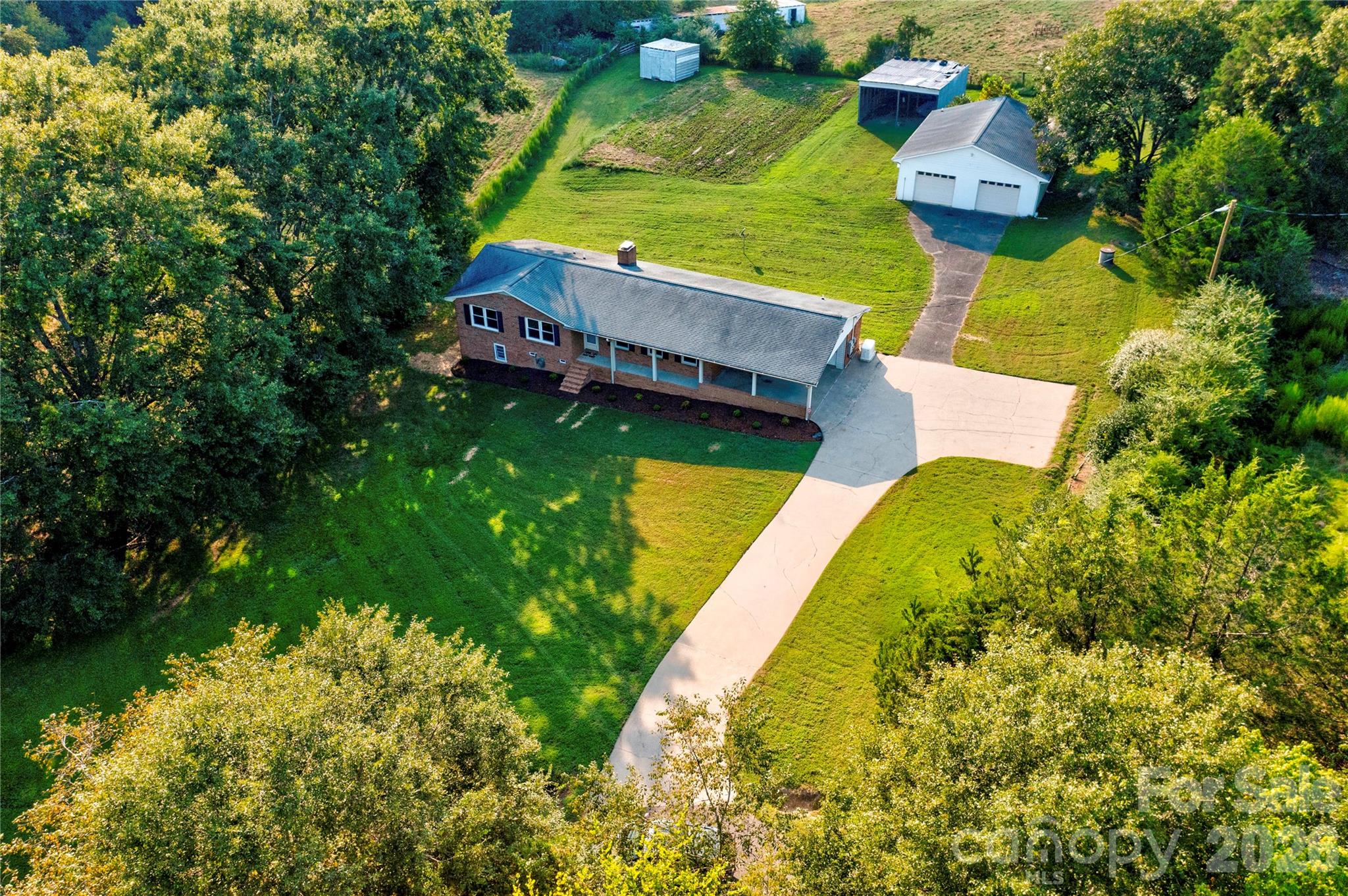 113 Idlewood Court Property Photo 3