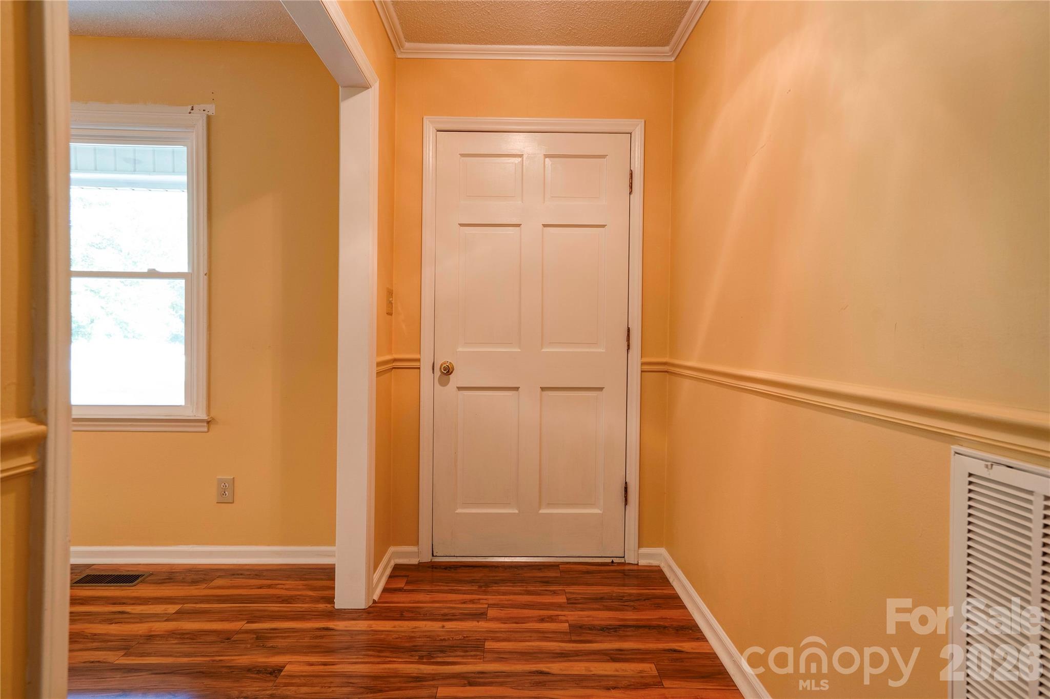 113 Idlewood Court Property Photo 8