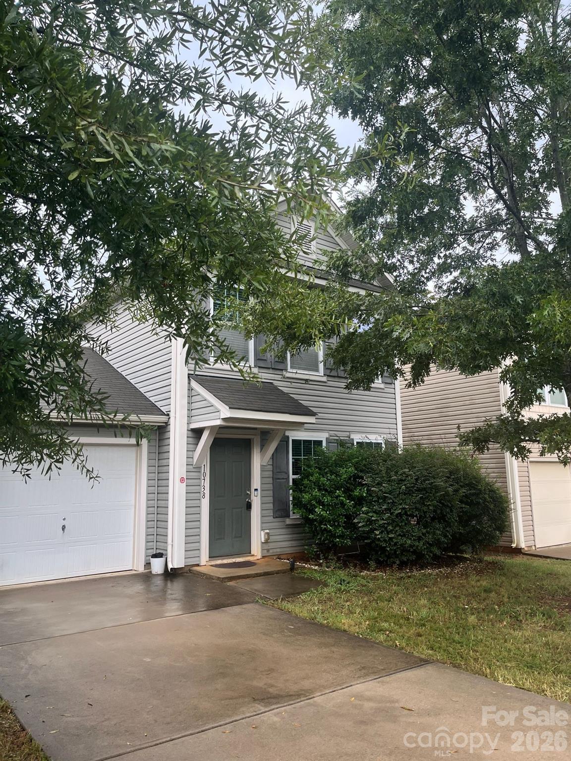 10738 Derryrush Drive Property Photo 1