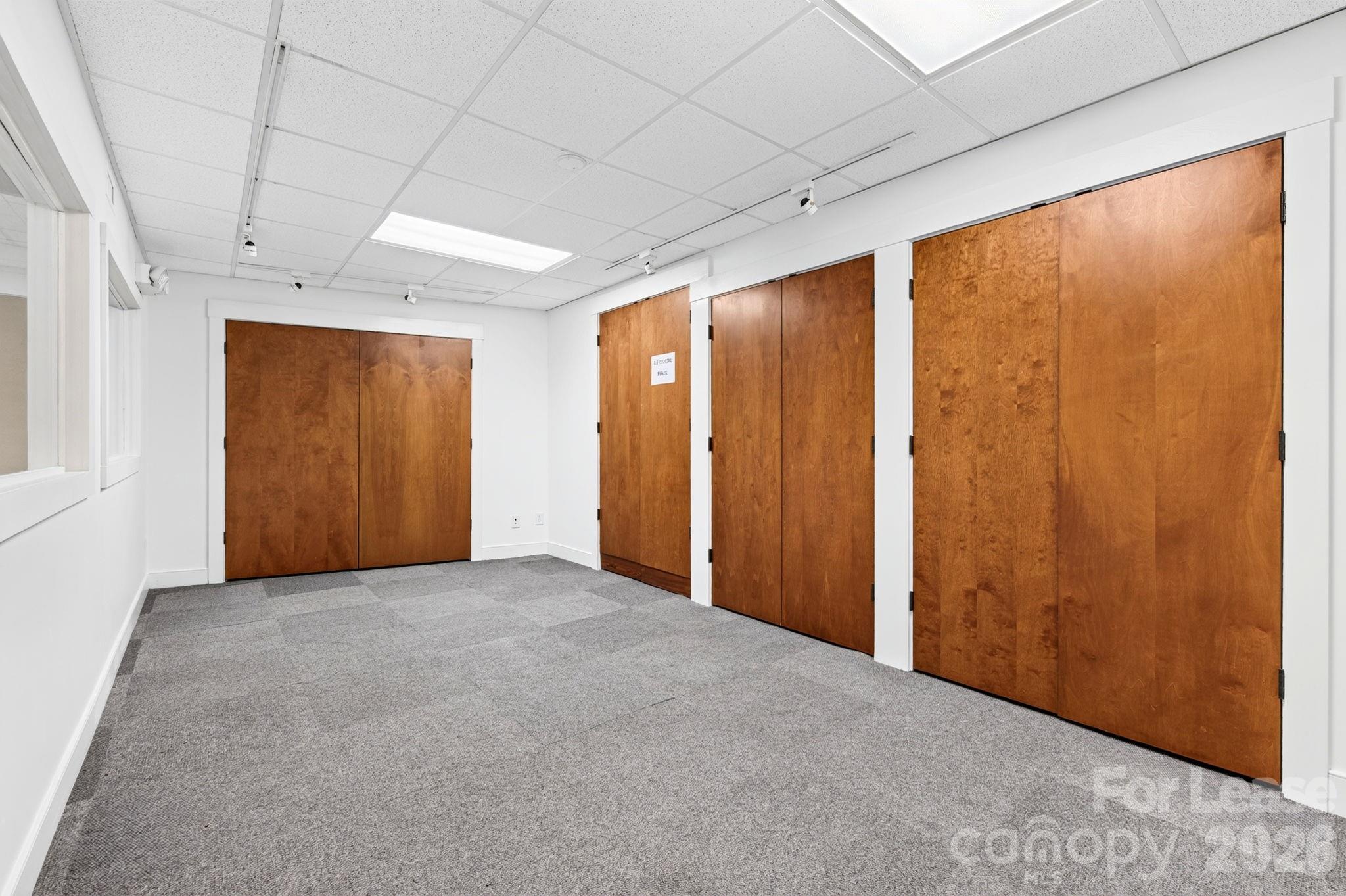 8 Magnolia Avenue Property Photo 7