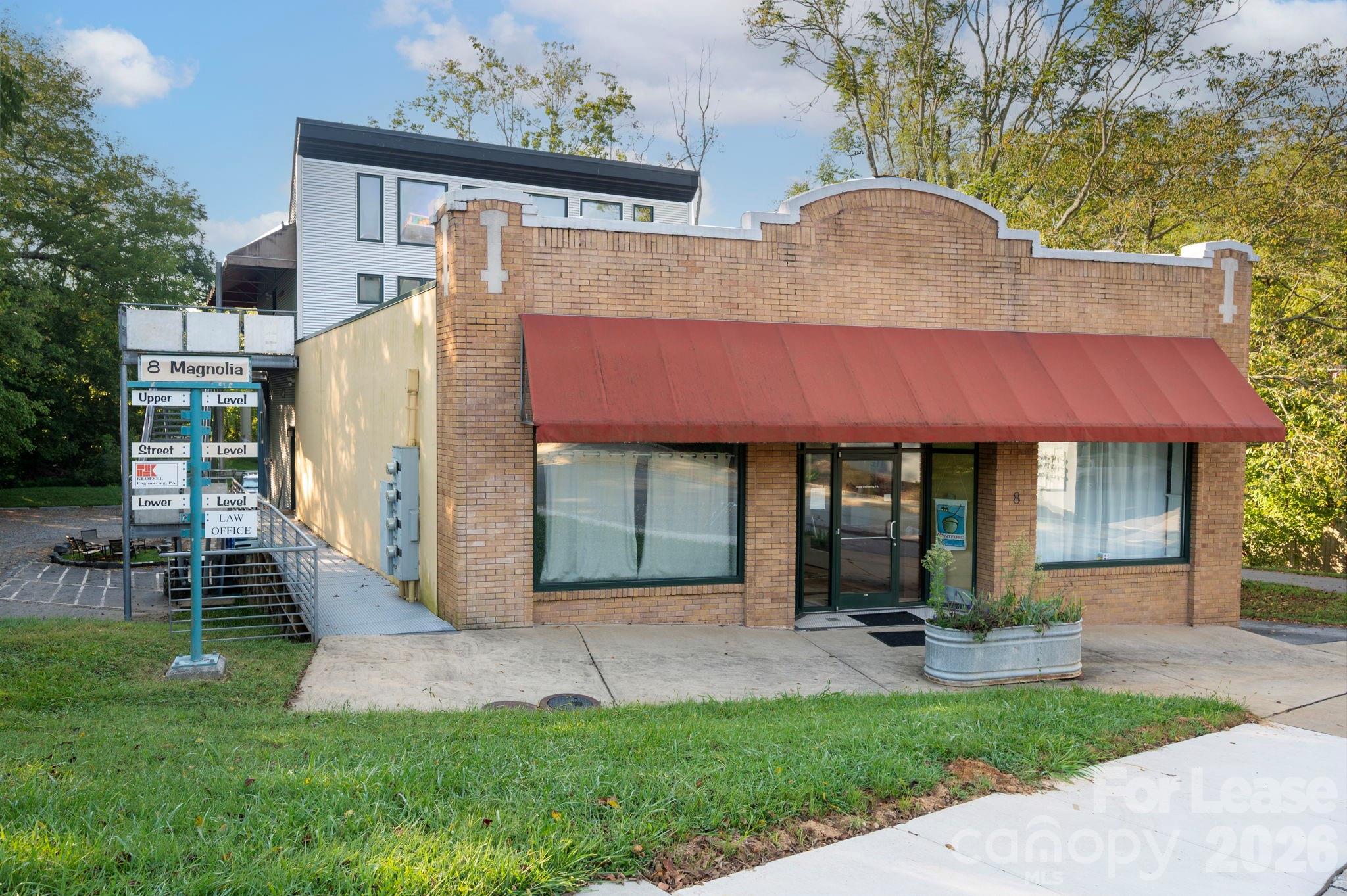 8 Magnolia Avenue Property Photo 9