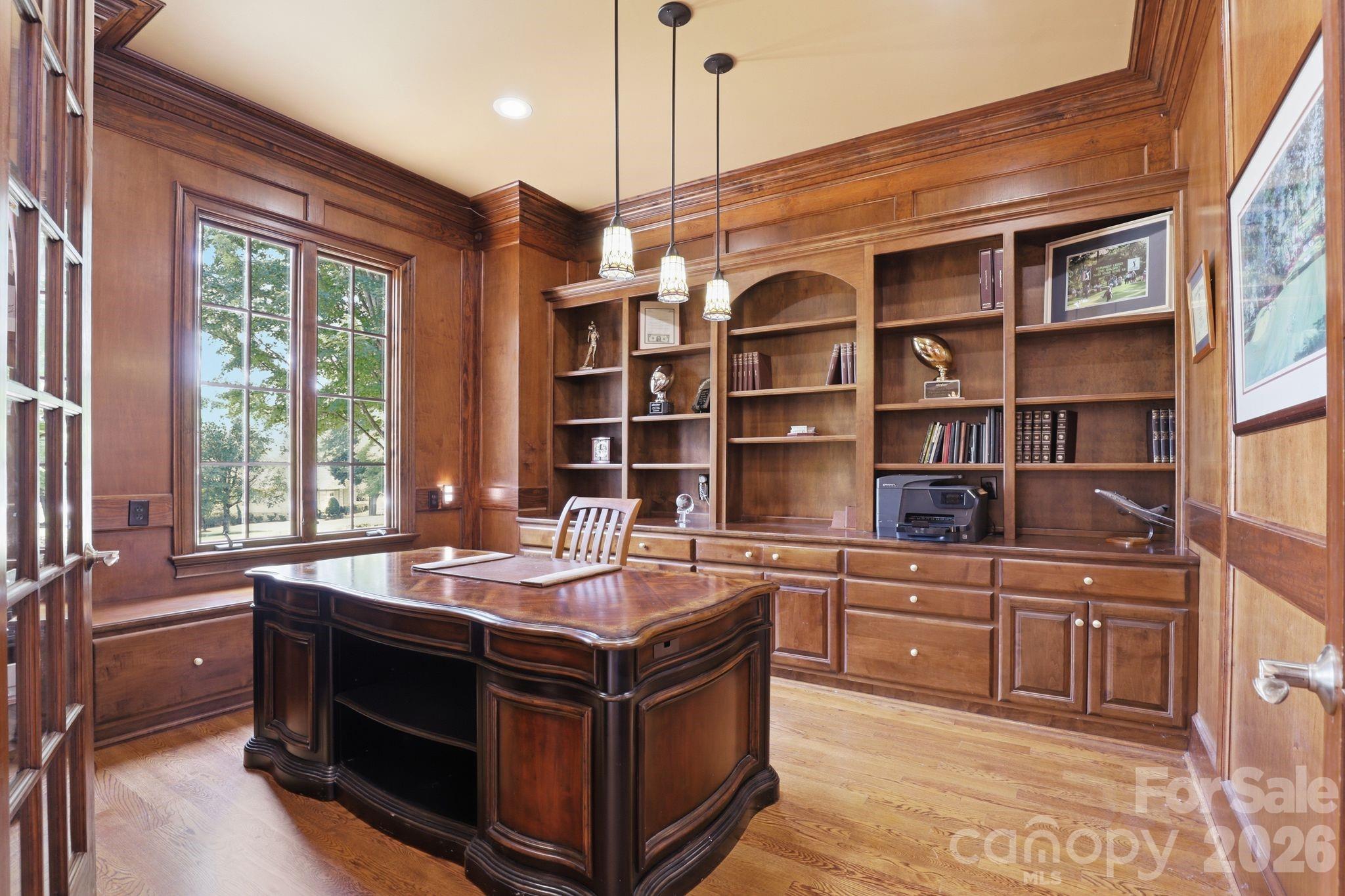 161 Cape Cod Way Property Photo 5