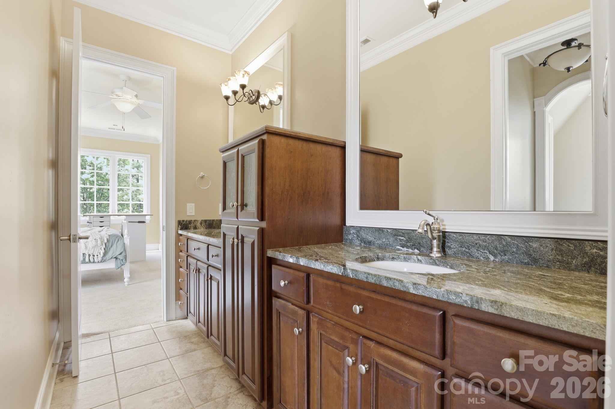 161 Cape Cod Way Property Photo 33