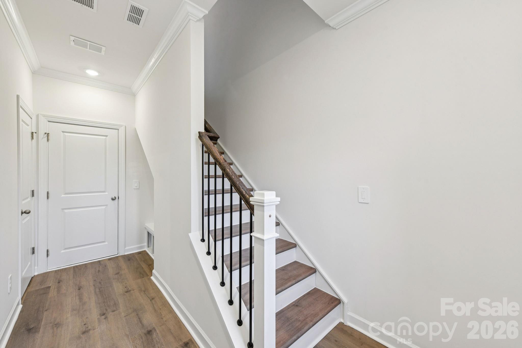 396 Golden Maple Court Property Photo 2