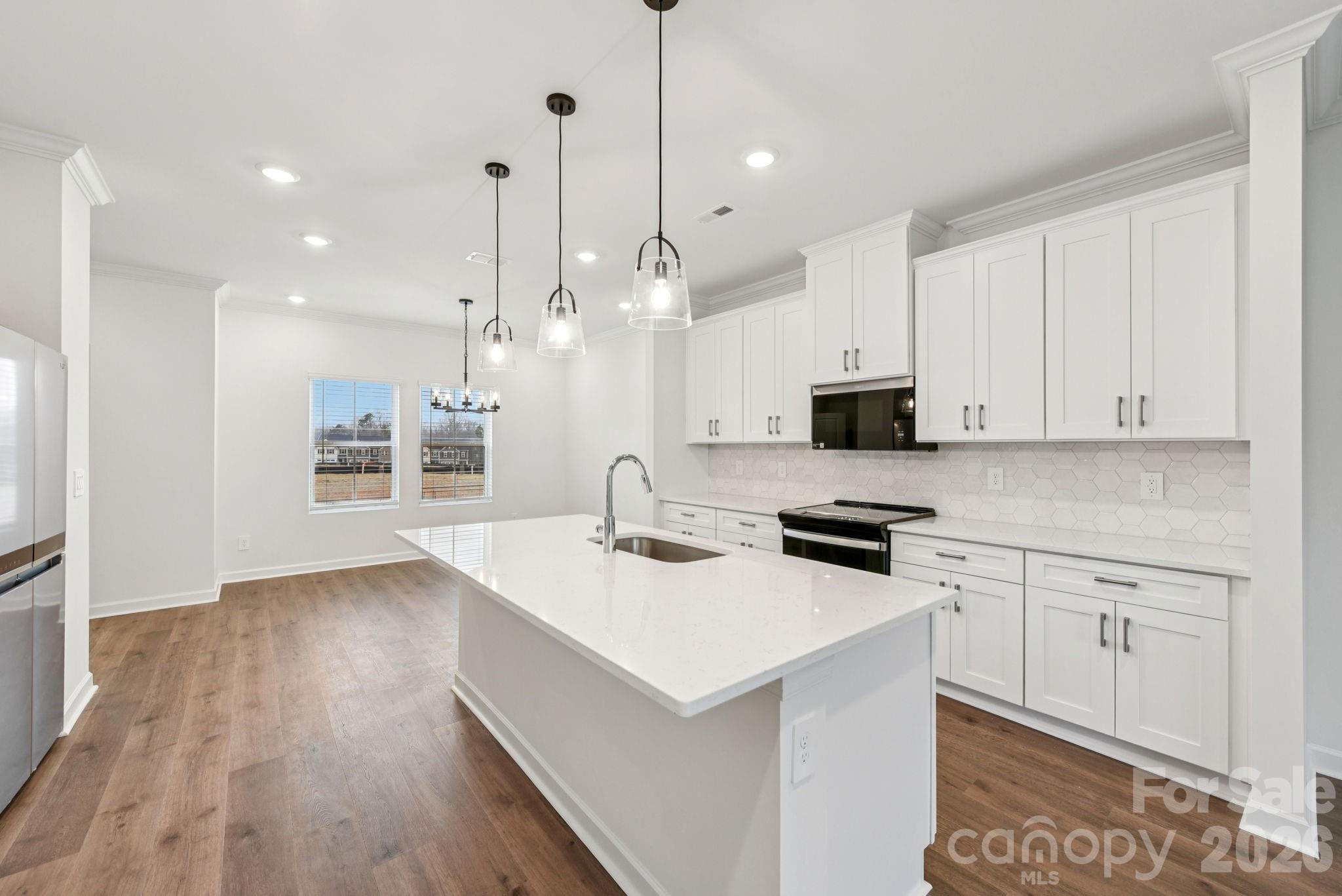 396 Golden Maple Court Property Photo 7