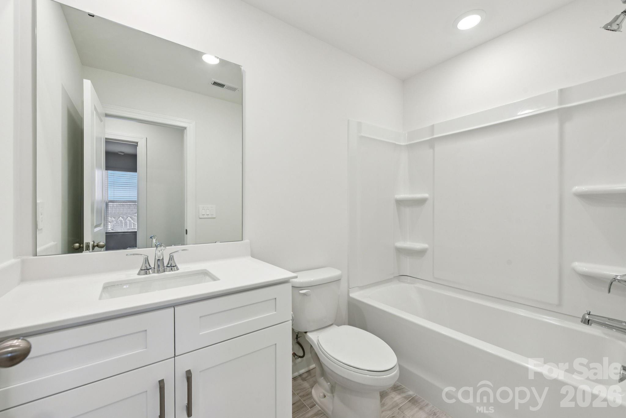 396 Golden Maple Court Property Photo 16