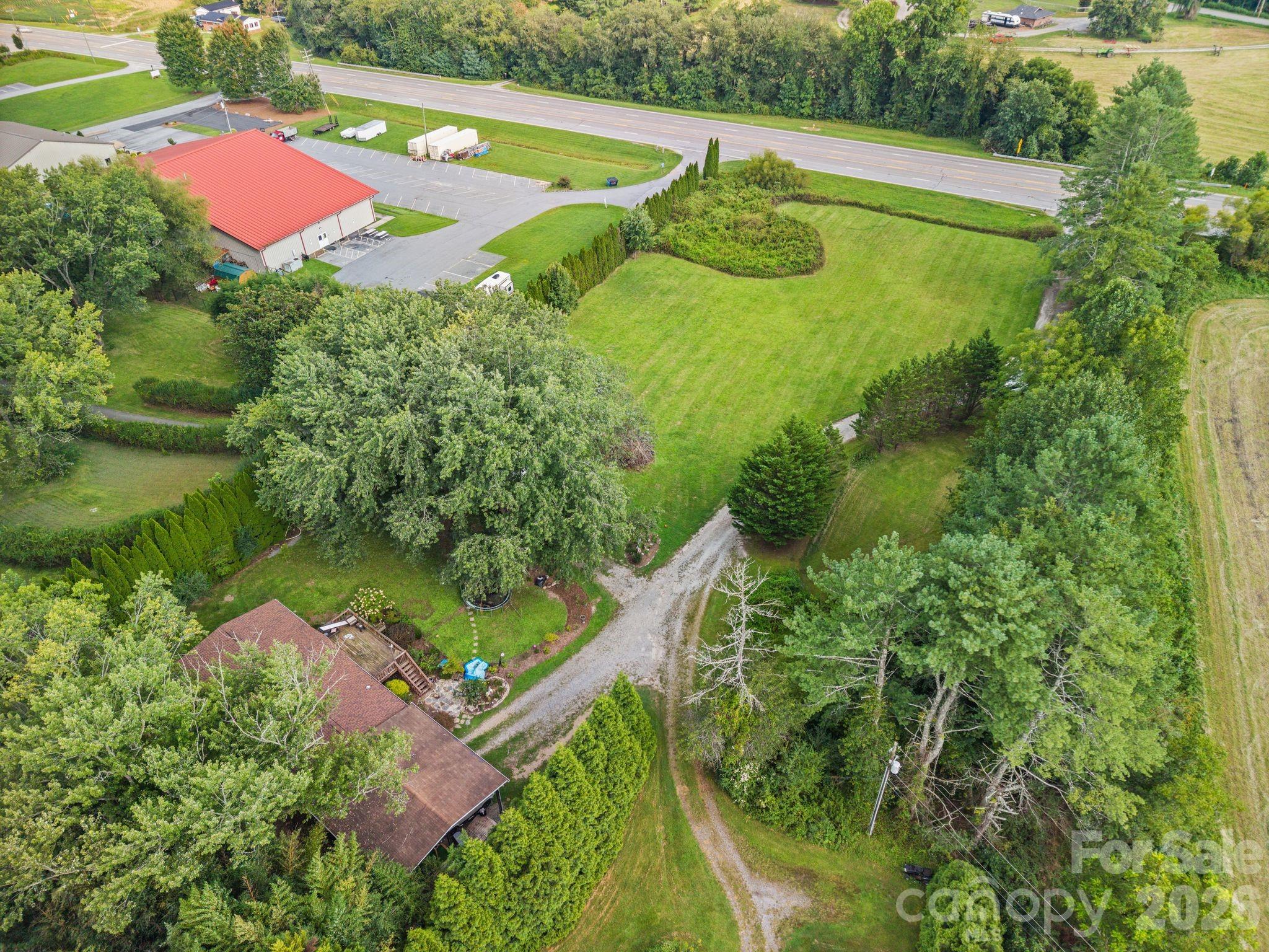5640 Boylston Highway Property Photo 4