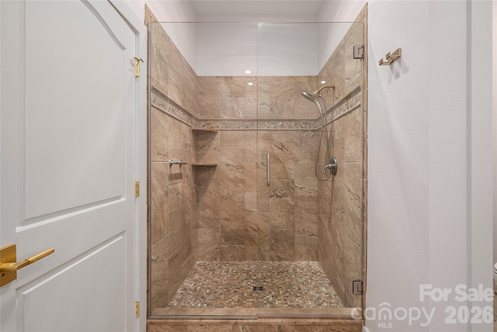 4 Chimney Crest Drive J Property Photo 24