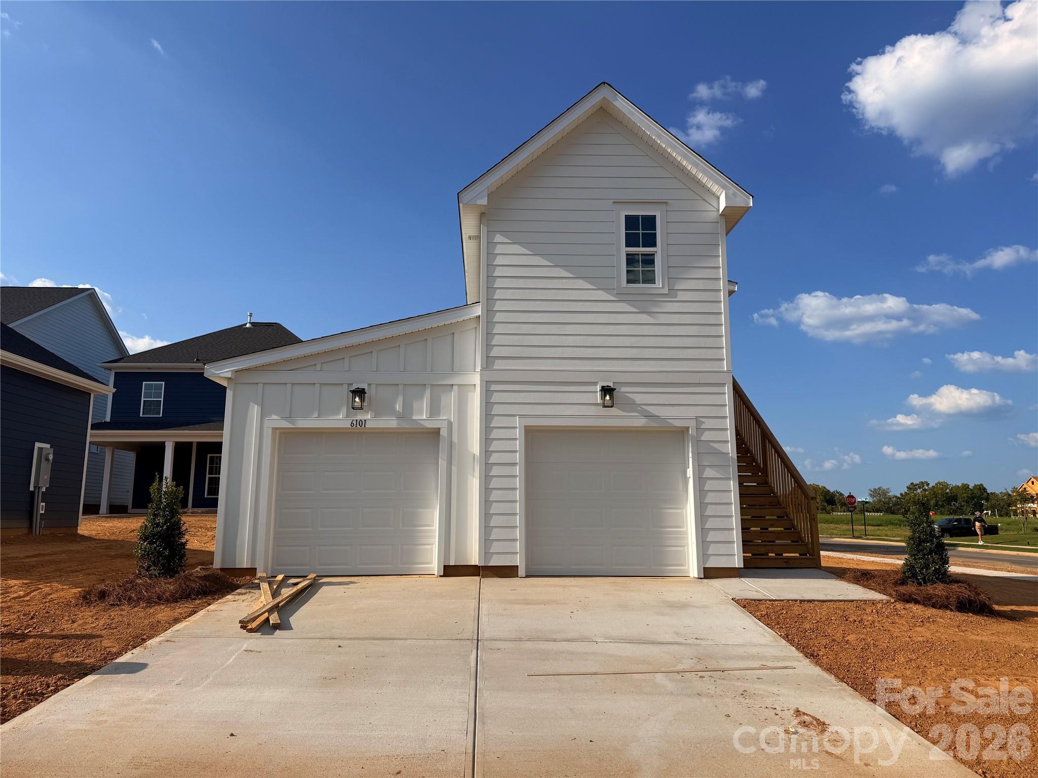 6101 Daisy Dale Drive Property Photo 3