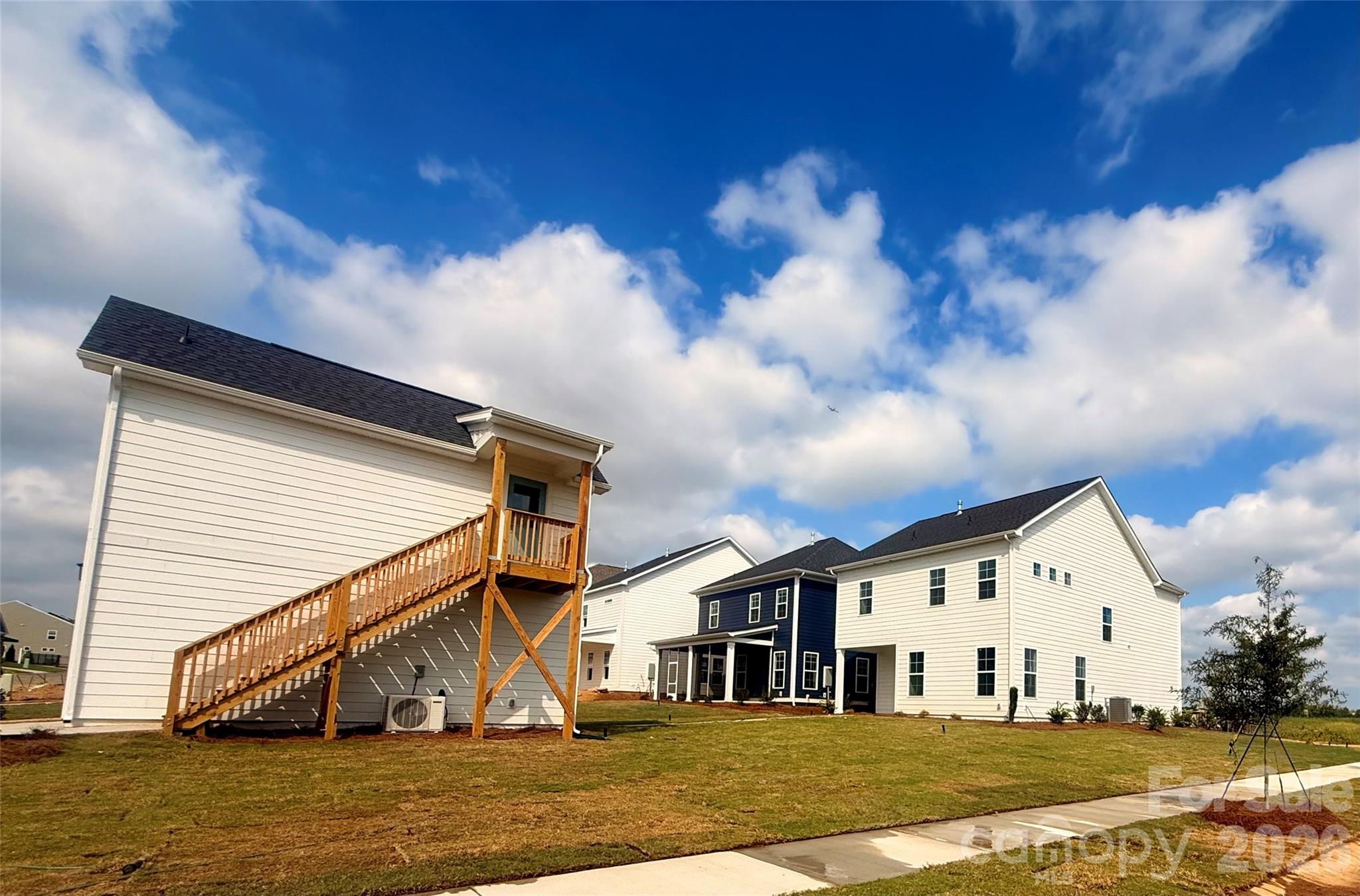 6101 Daisy Dale Drive Property Photo 3