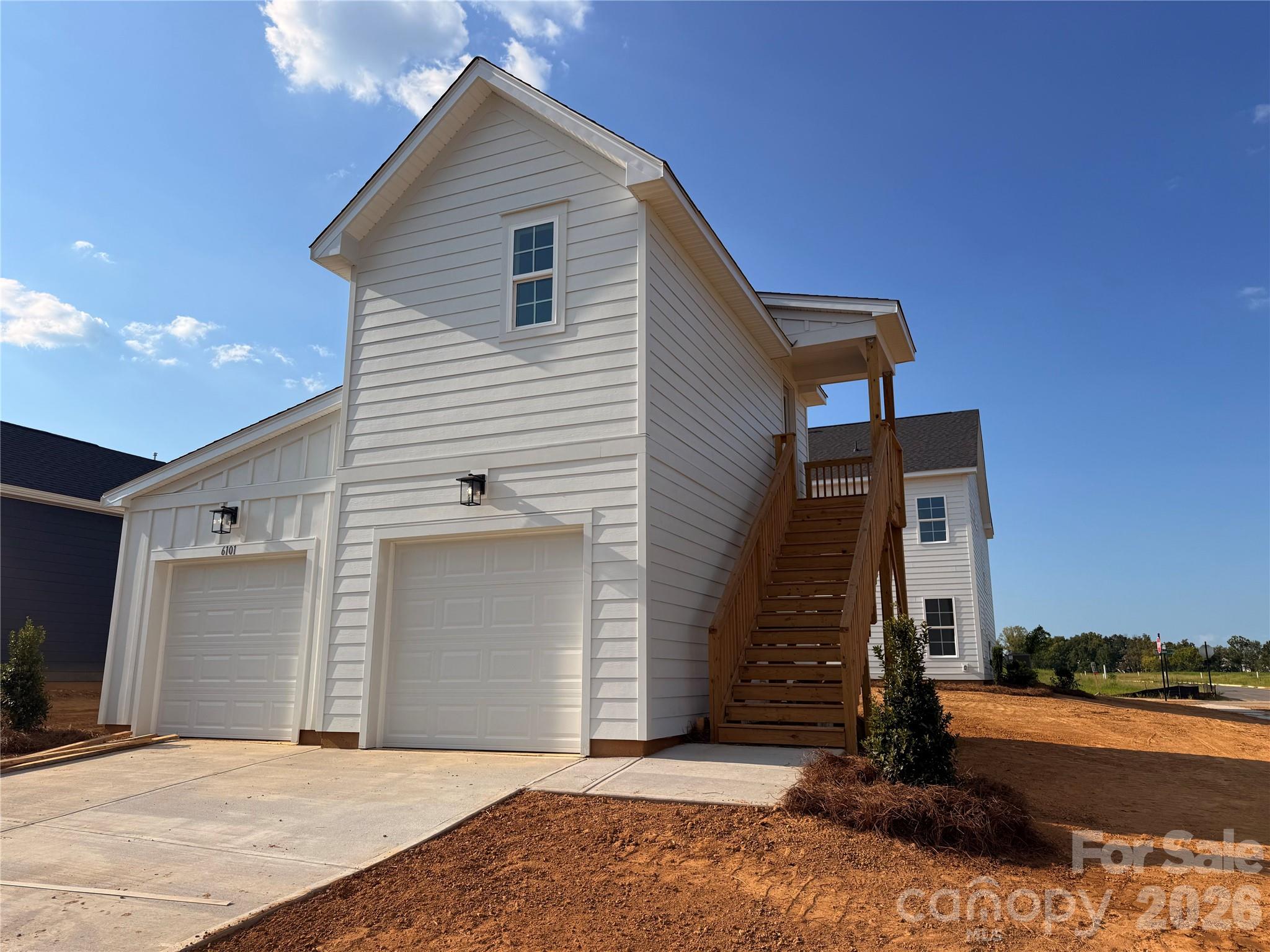 6101 Daisy Dale Drive Property Photo 4