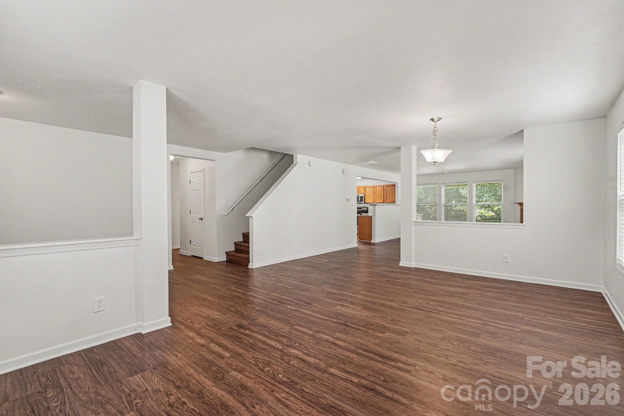 8401 Rockmoor Ridge Road Property Photo 4