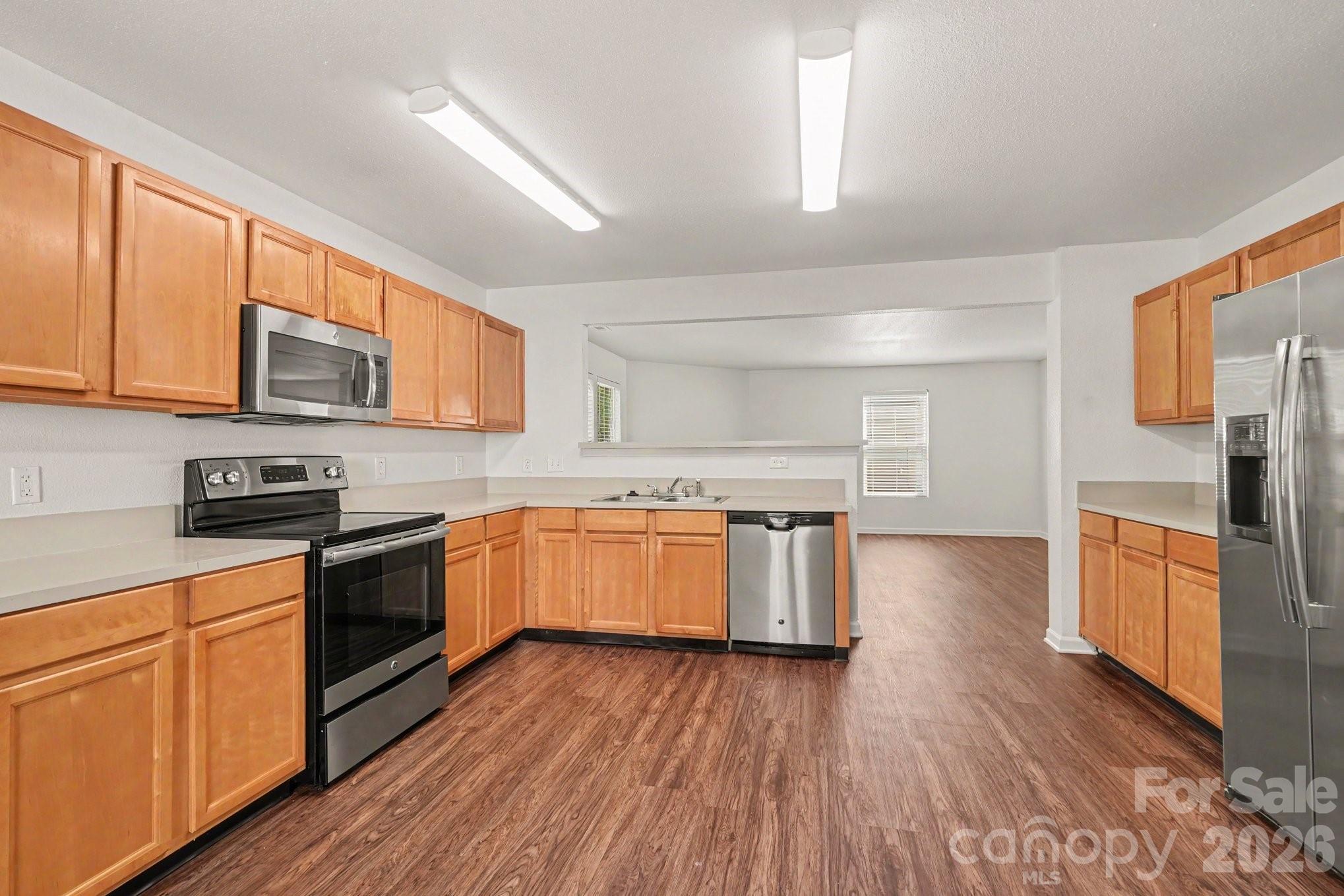 8401 Rockmoor Ridge Road Property Photo 8