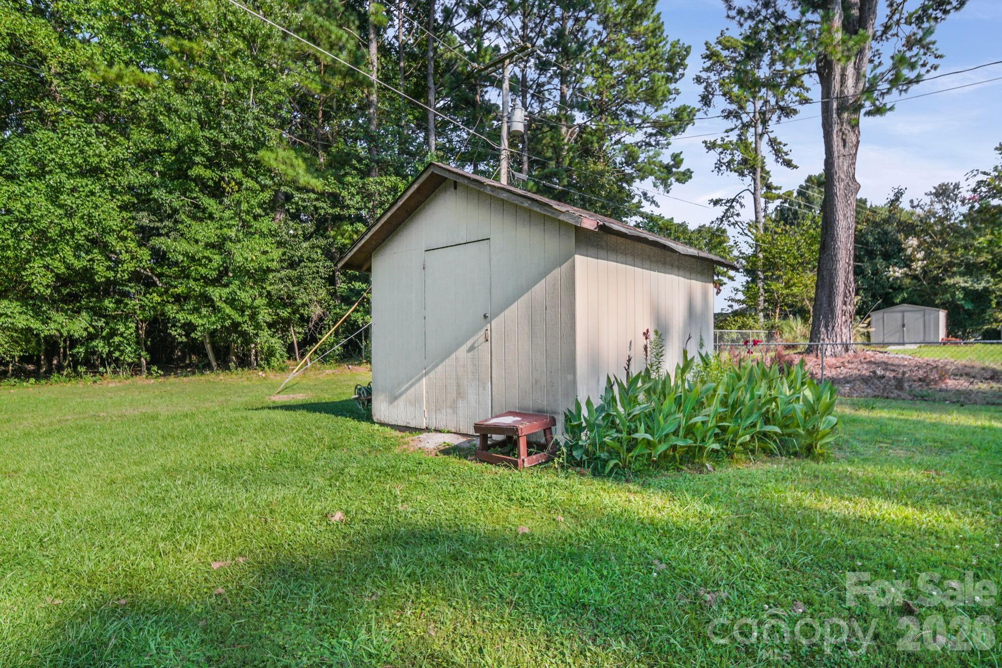 13519 Four Oaks Lane Property Photo 5