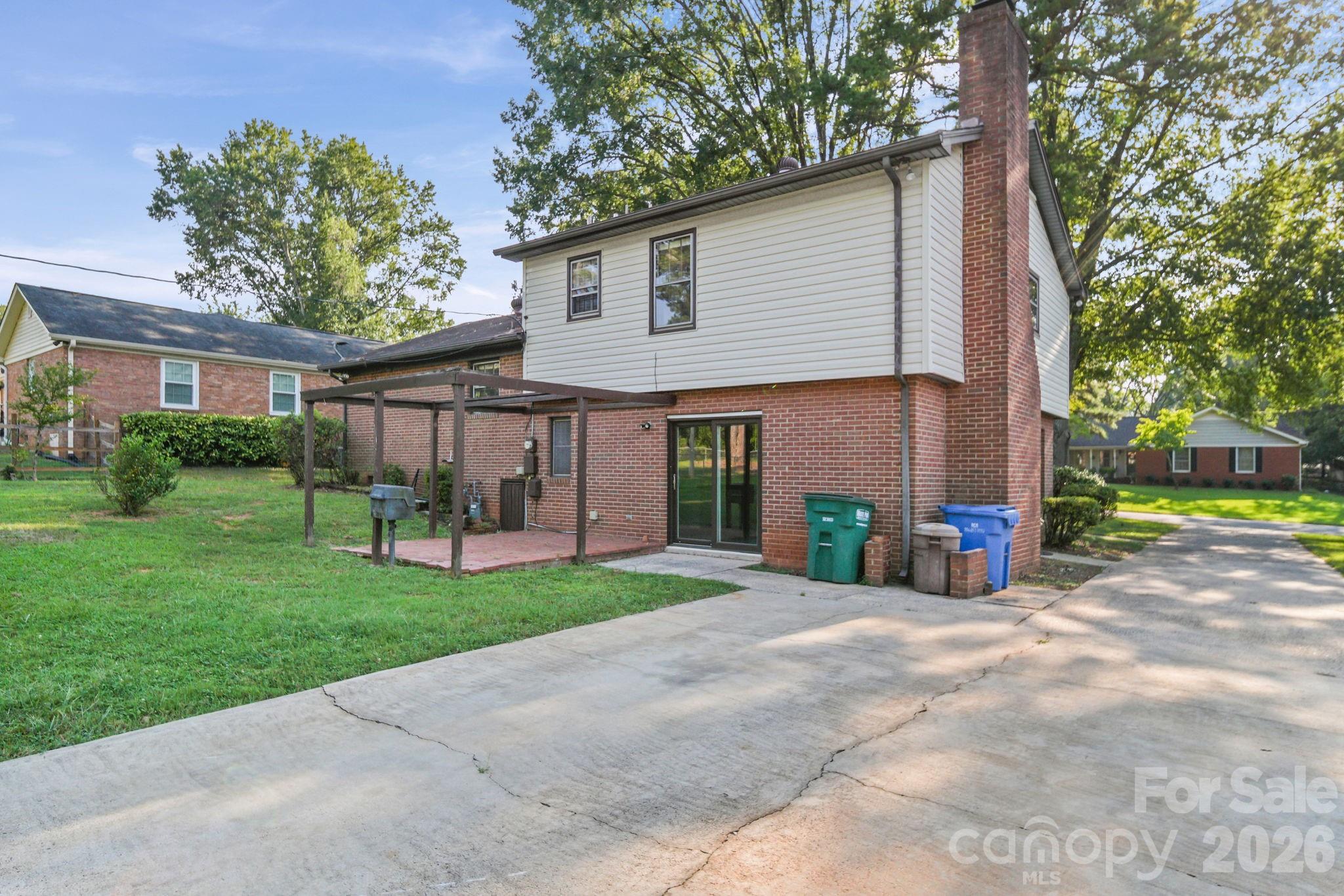 13519 Four Oaks Lane Property Photo 7