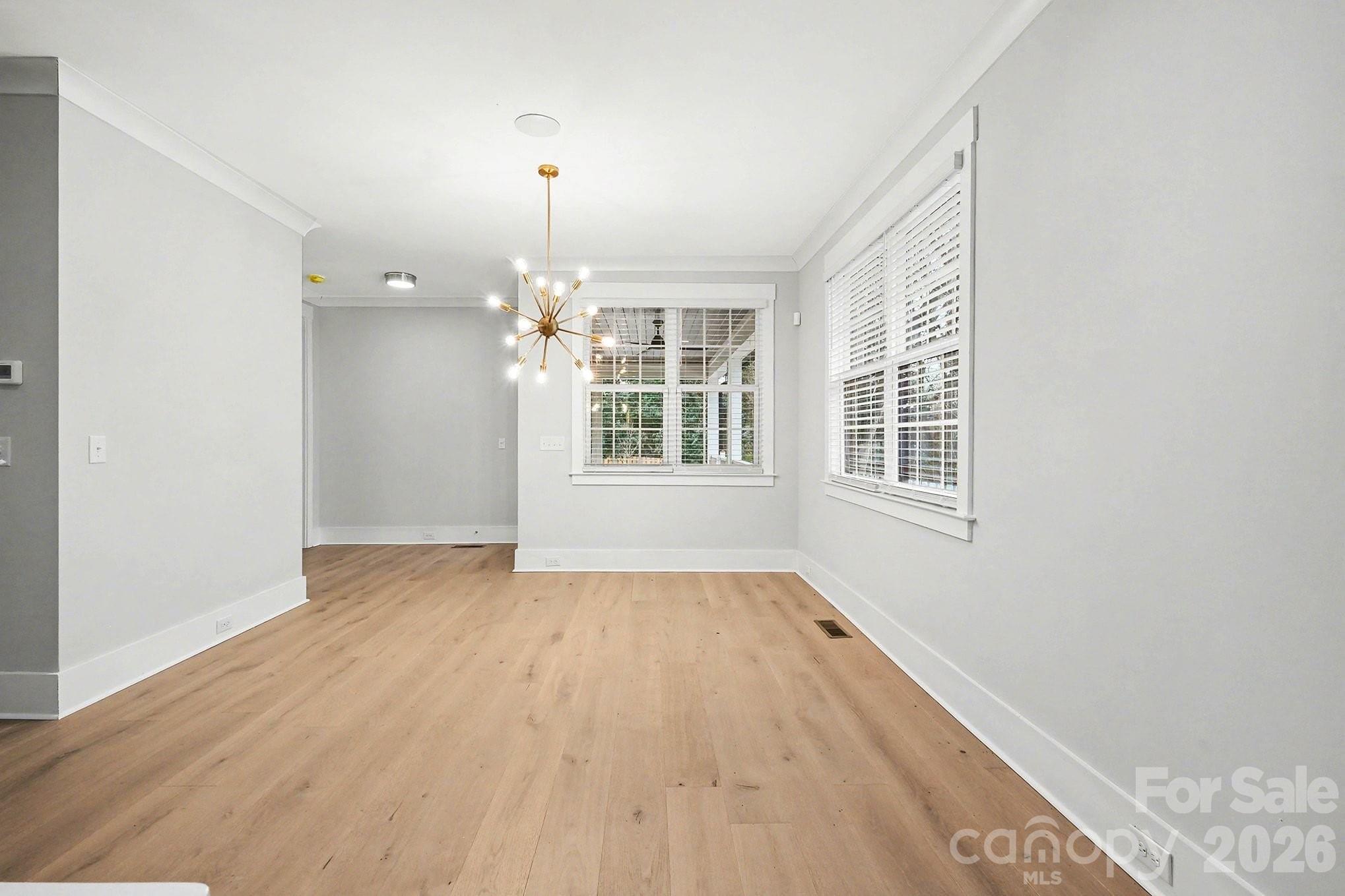 2305 Sanders Avenue Property Photo 12