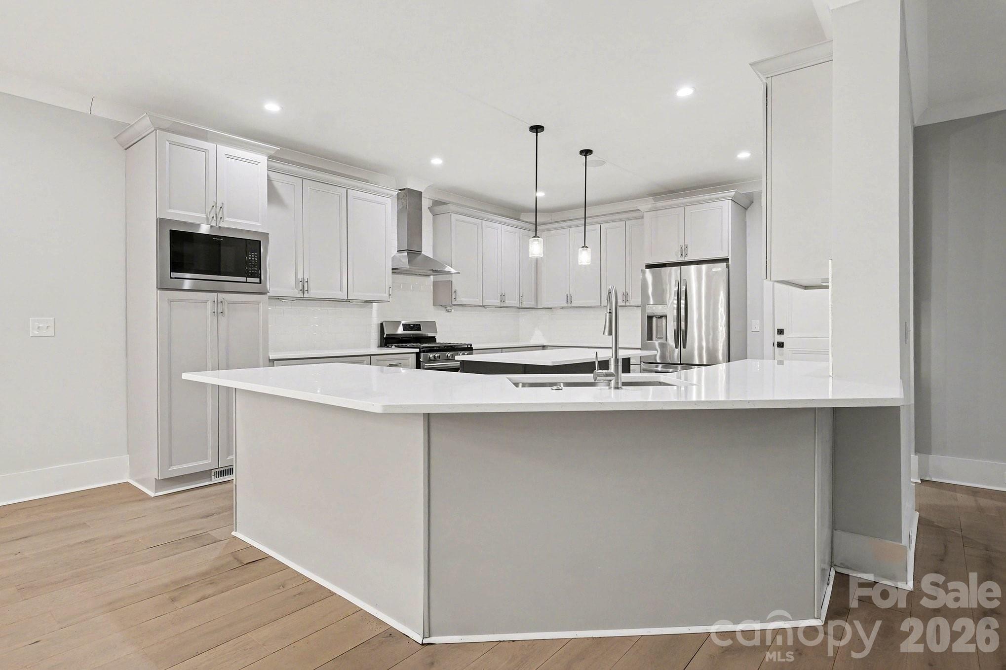 2305 Sanders Avenue Property Photo 15