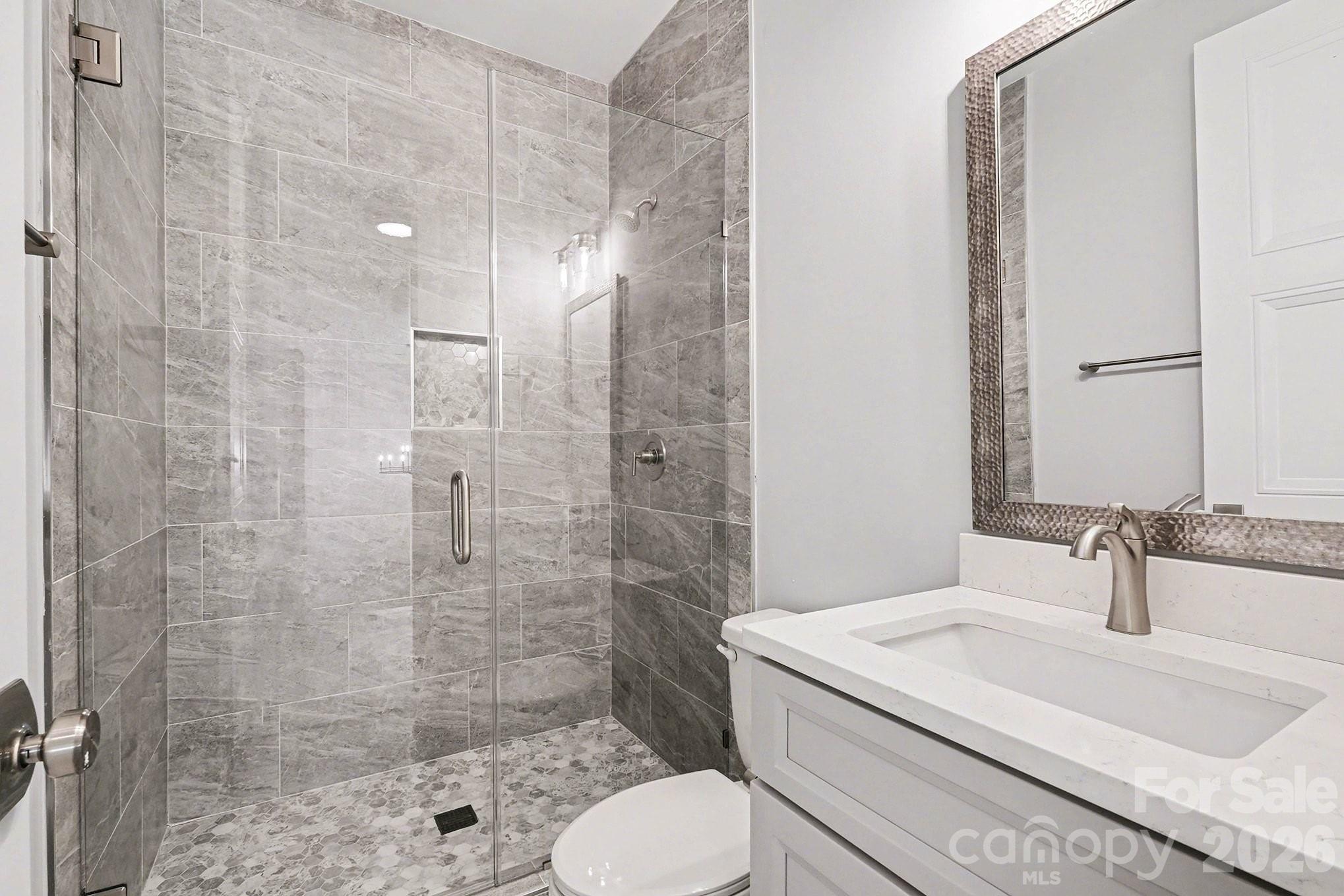 2305 Sanders Avenue Property Photo 33