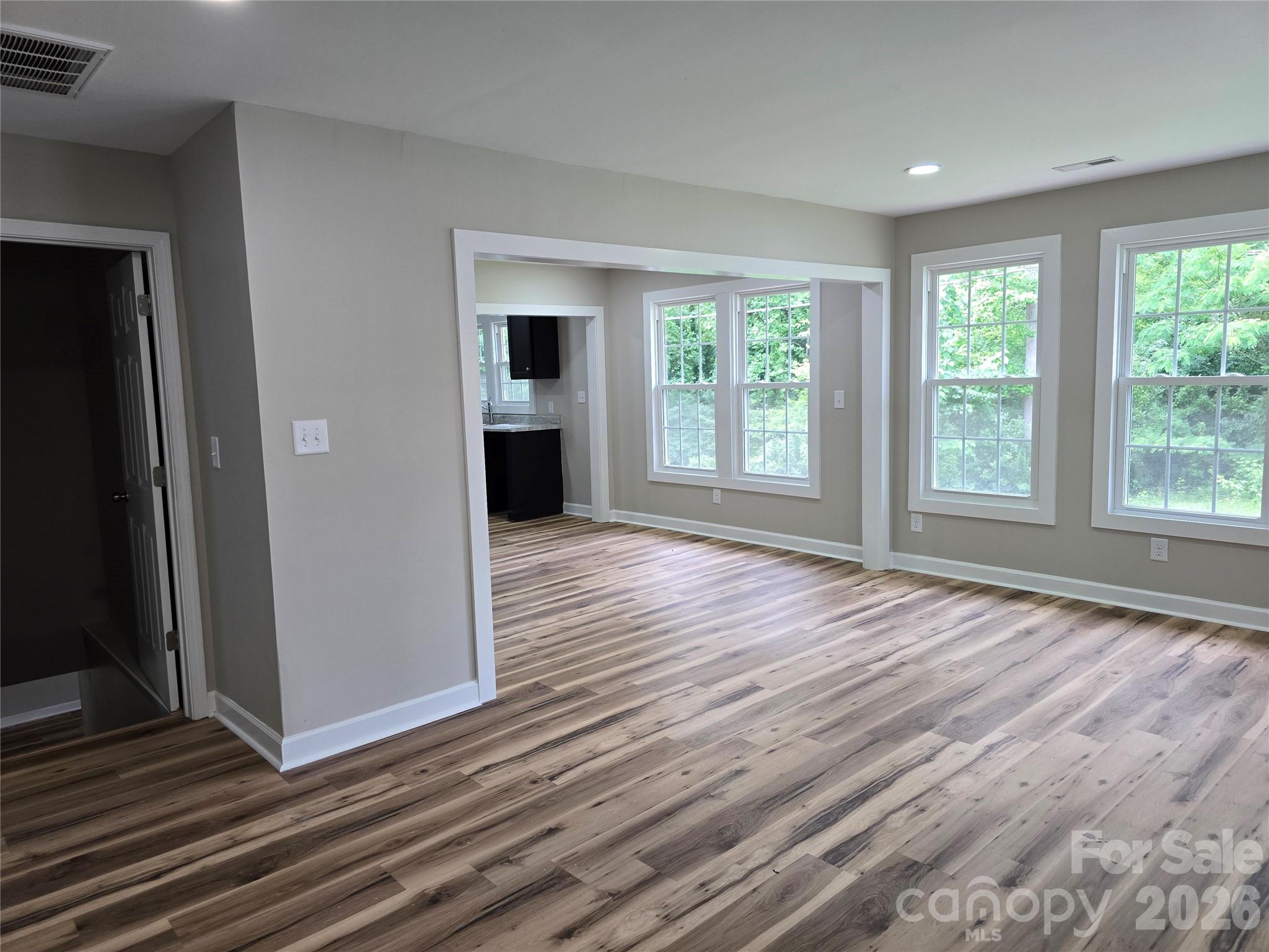 2115 Newton Drive Property Photo 7