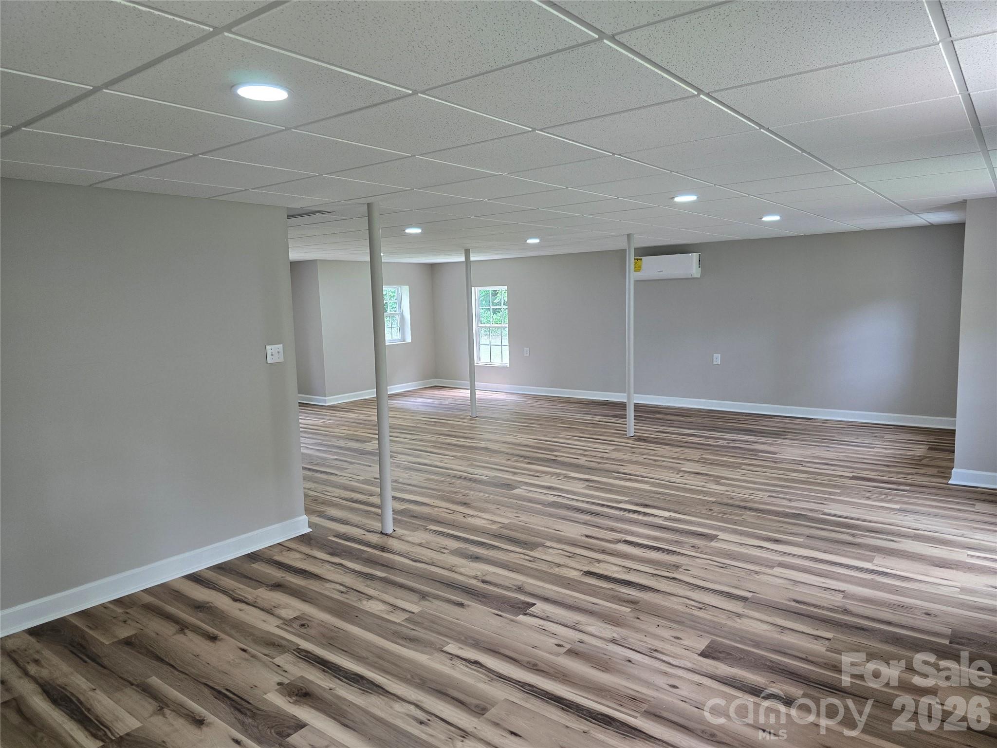 2115 Newton Drive Property Photo 18