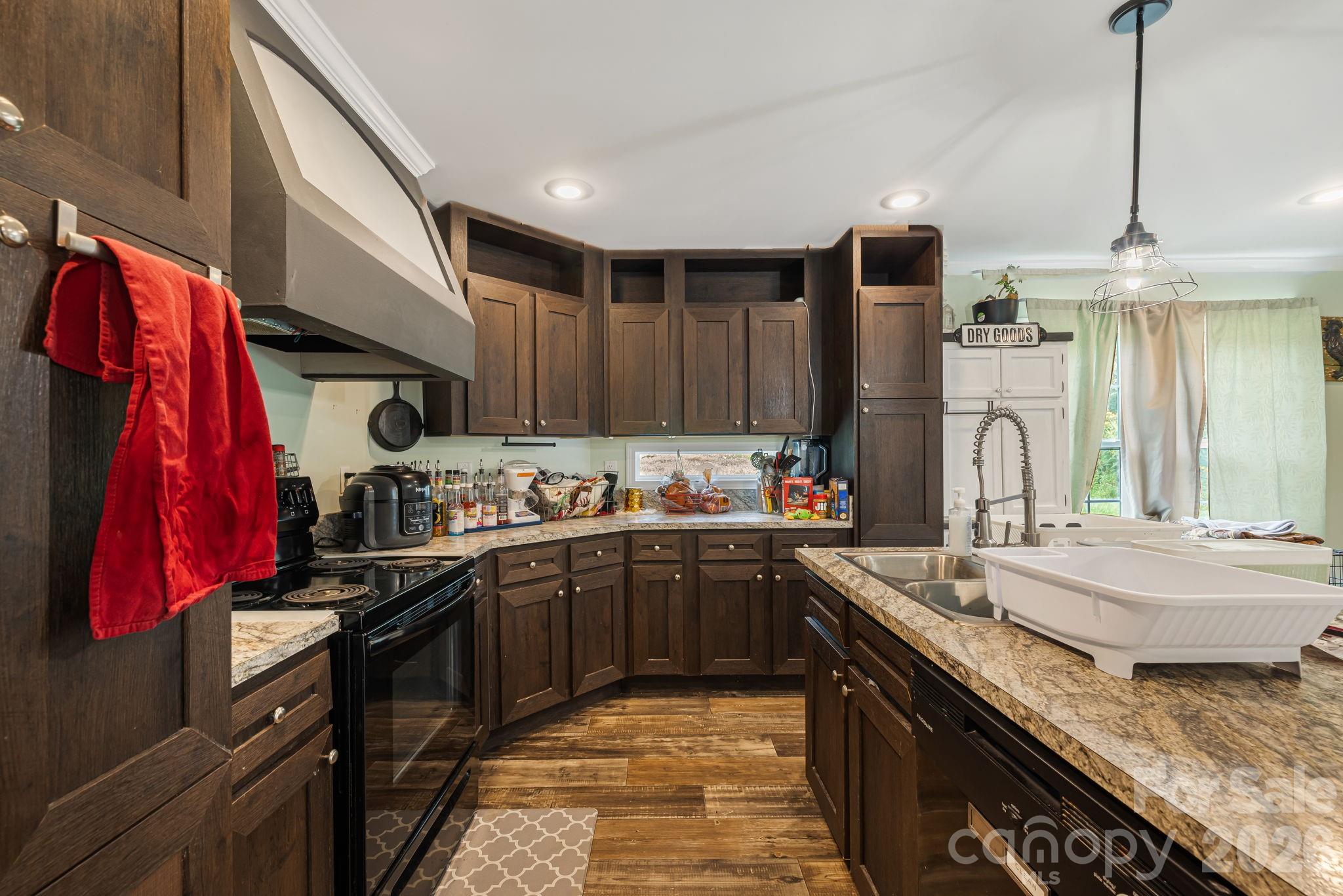 36 Woodrat Drive Property Photo 12