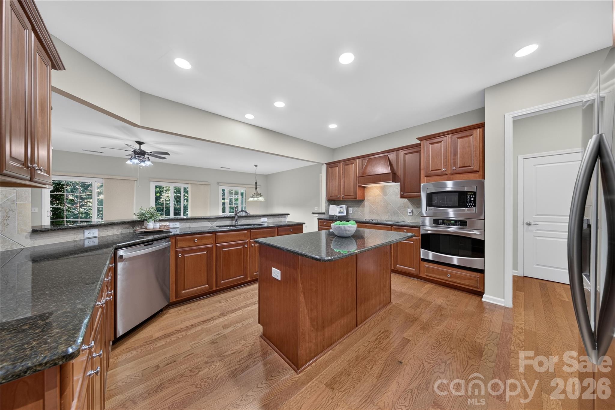50008 Tulip Court Property Photo 9