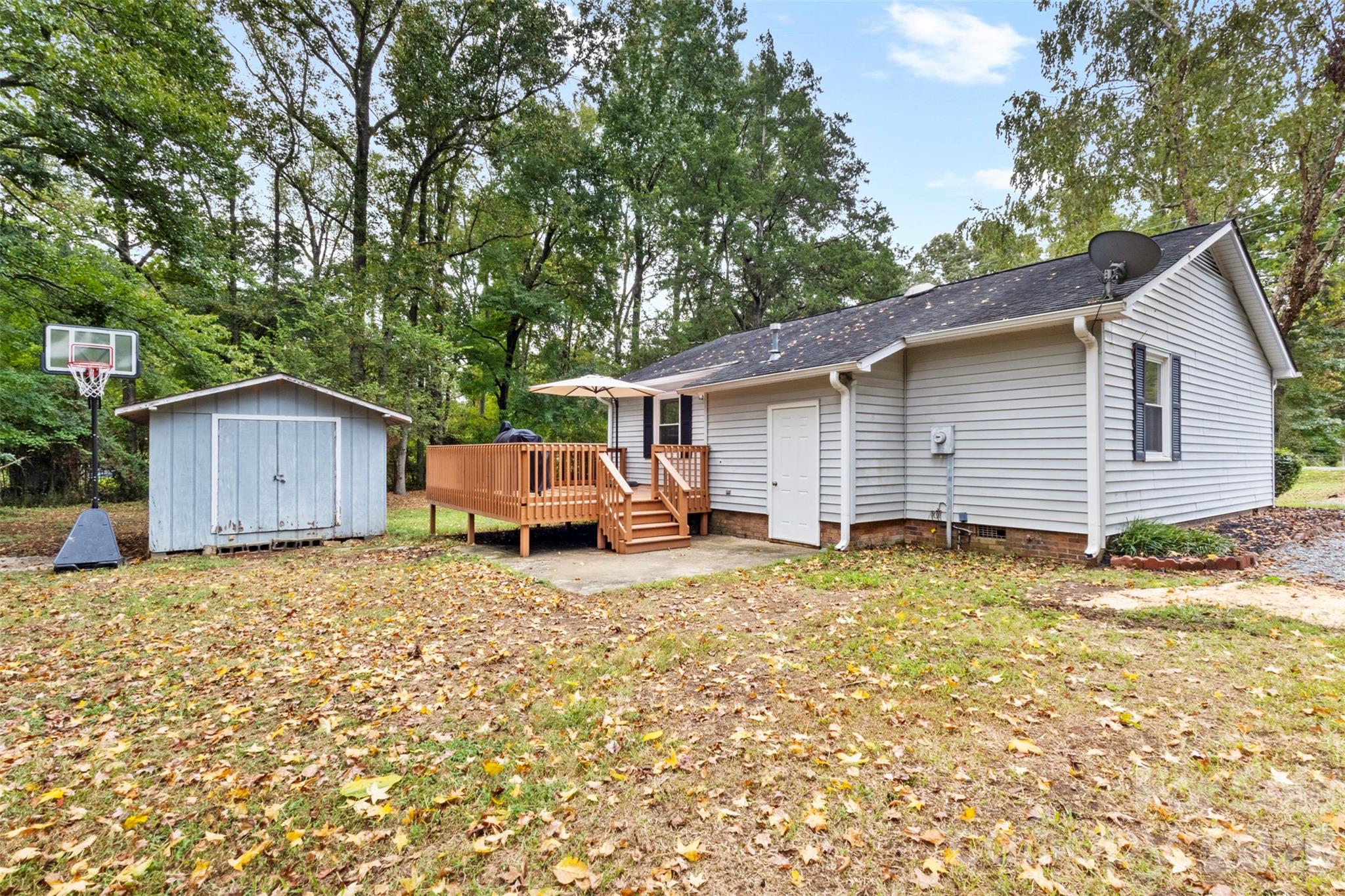 4012 Crestview Drive Property Photo 27