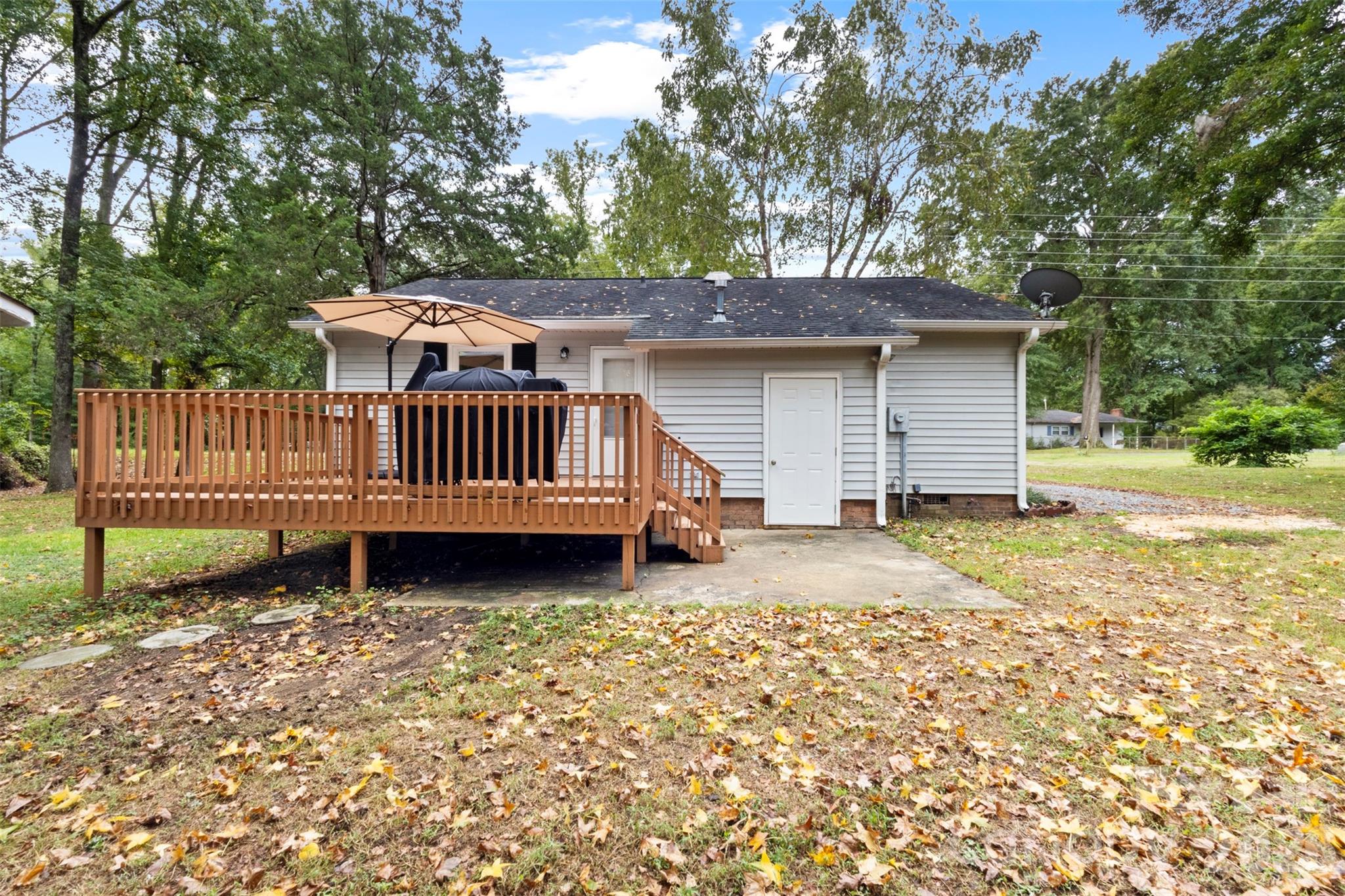 4012 Crestview Drive Property Photo 28