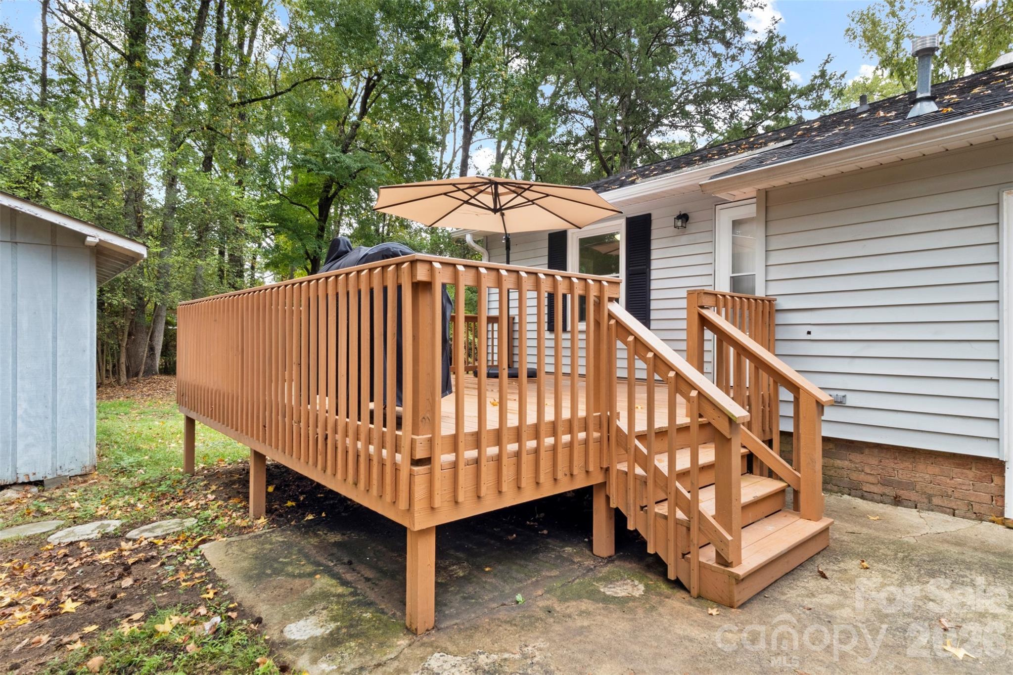 4012 Crestview Drive Property Photo 30