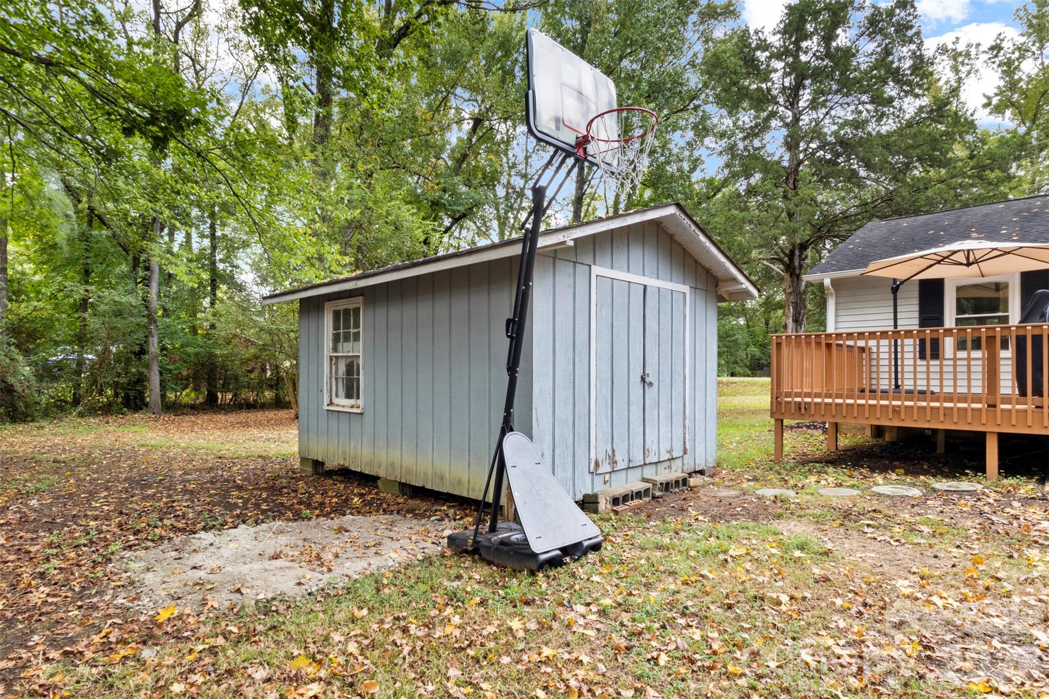 4012 Crestview Drive Property Photo 37