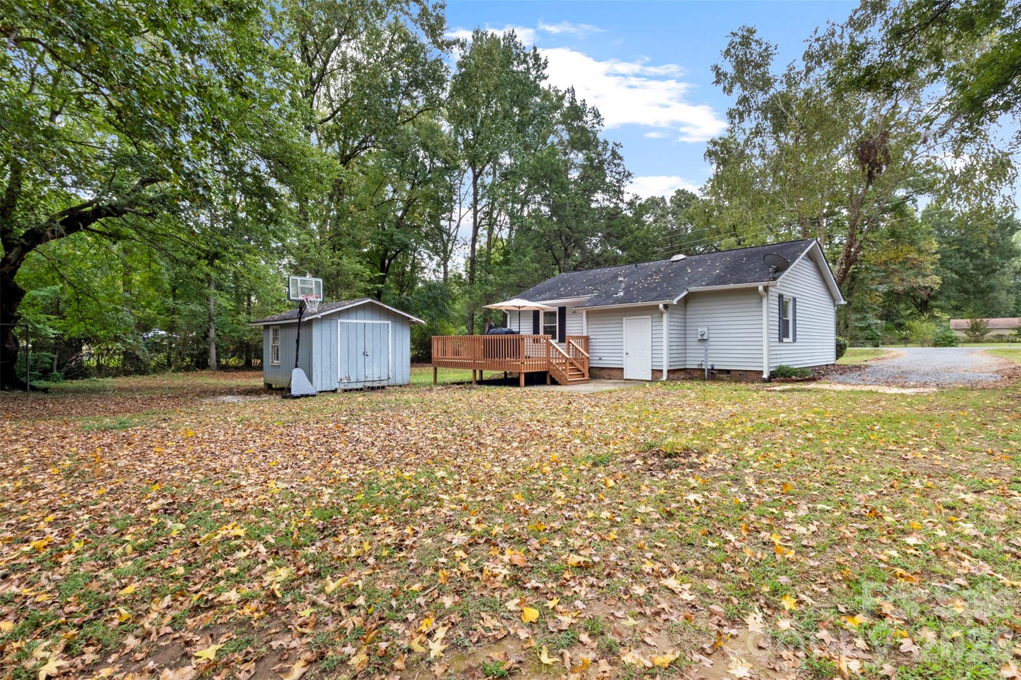 4012 Crestview Drive Property Photo 39