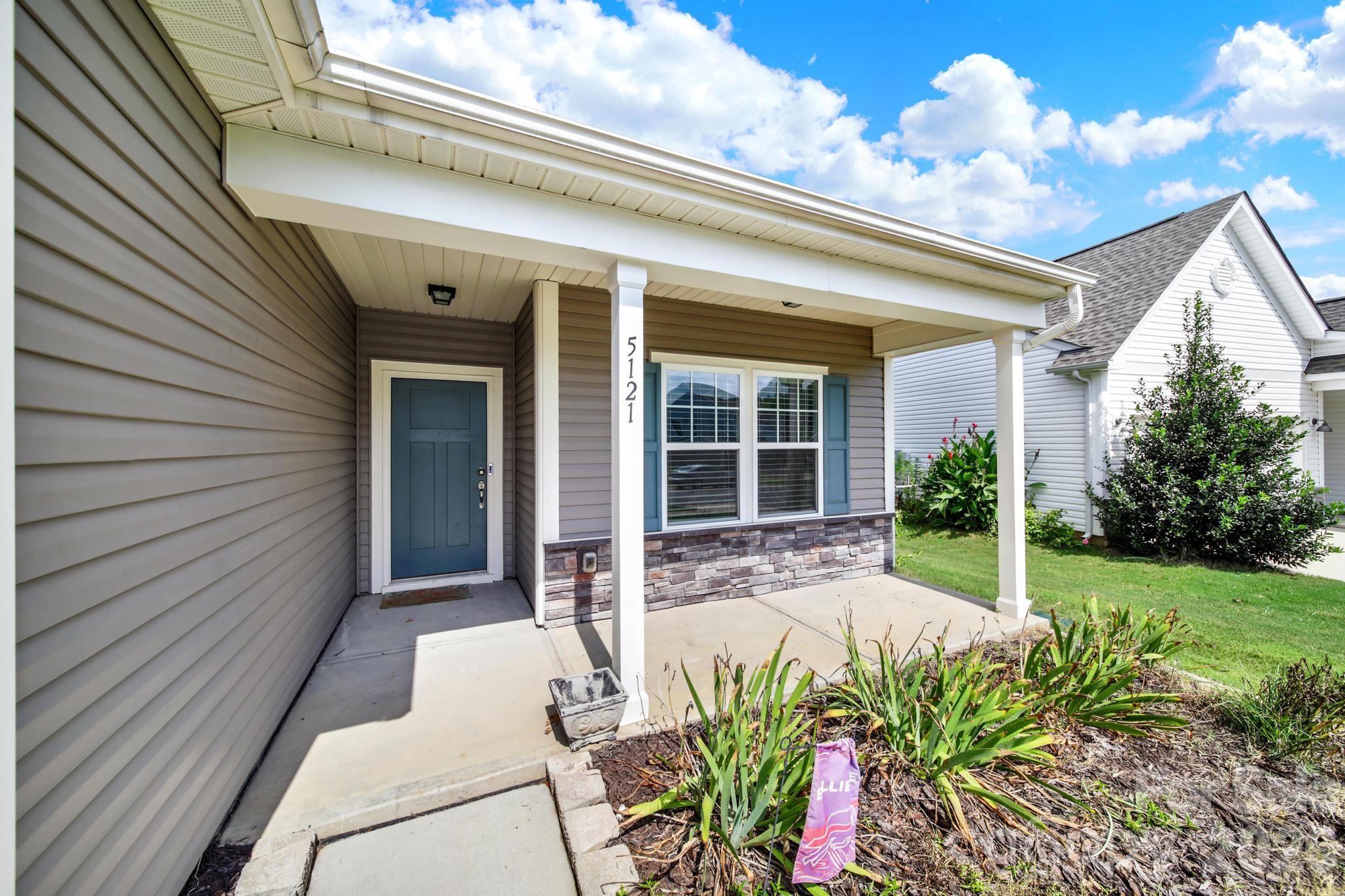 5121 Saddleback Drive Property Photo 4