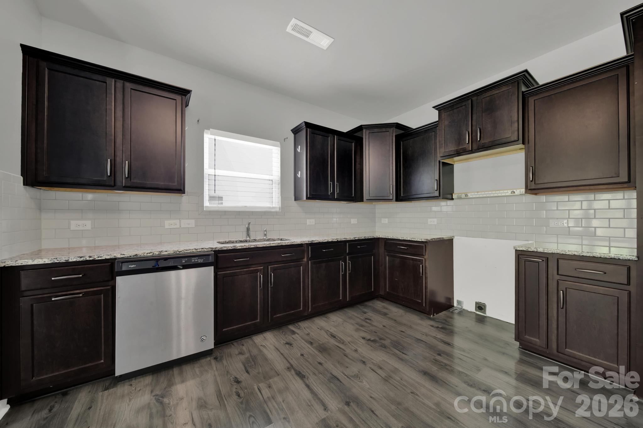 5121 Saddleback Drive Property Photo 10