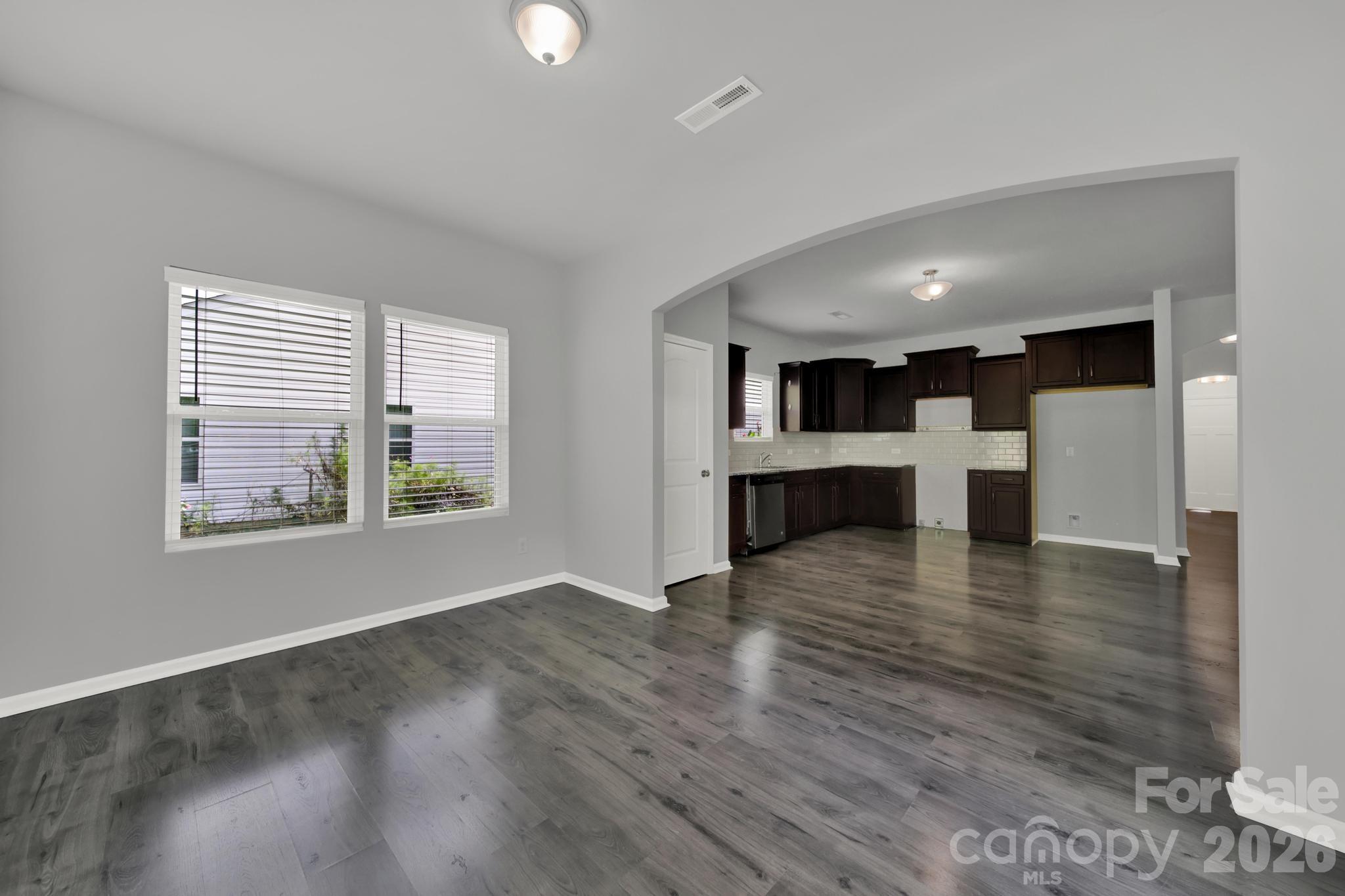 5121 Saddleback Drive Property Photo 14