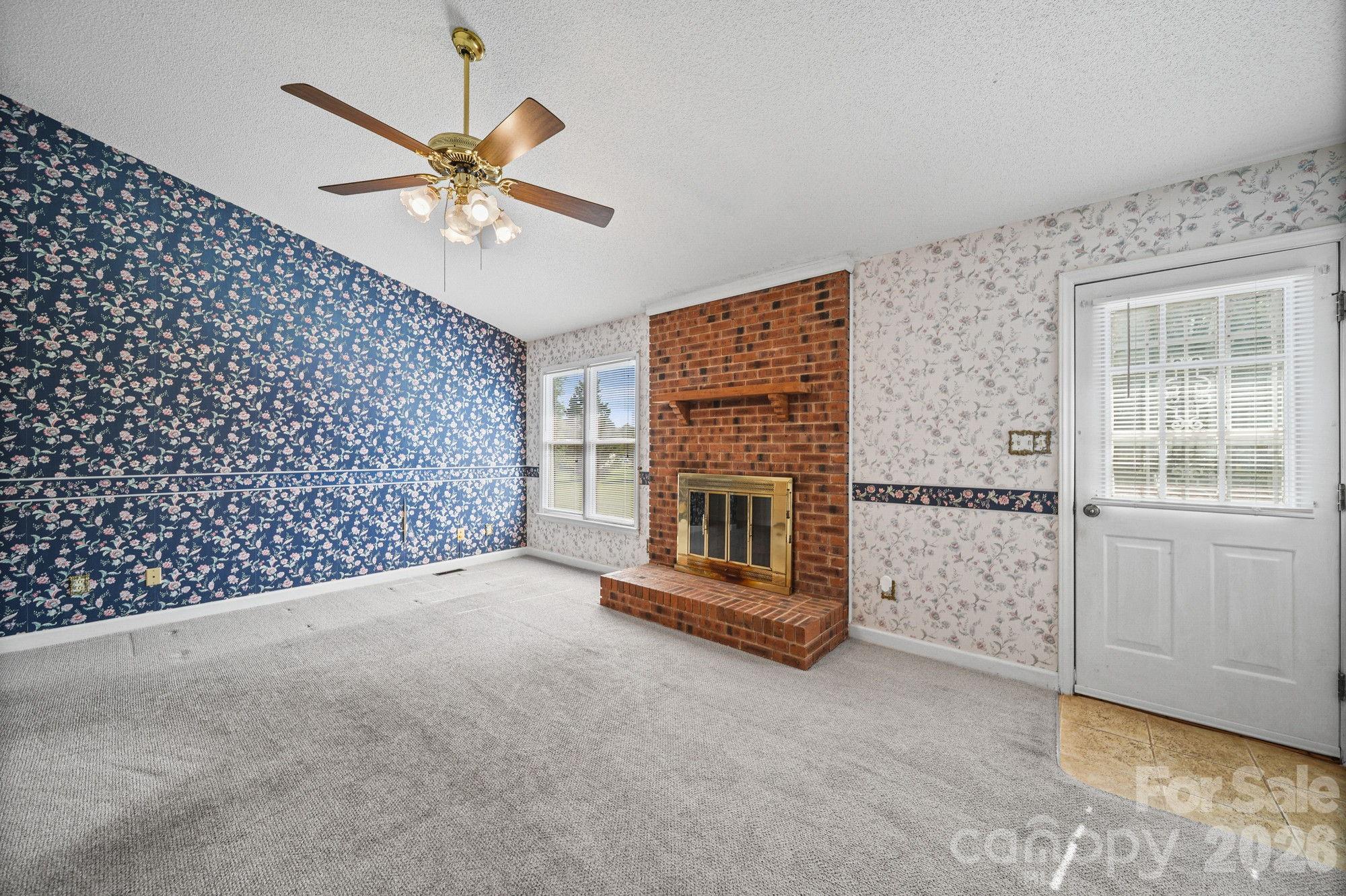 4207 Deerfield Drive Property Photo 5