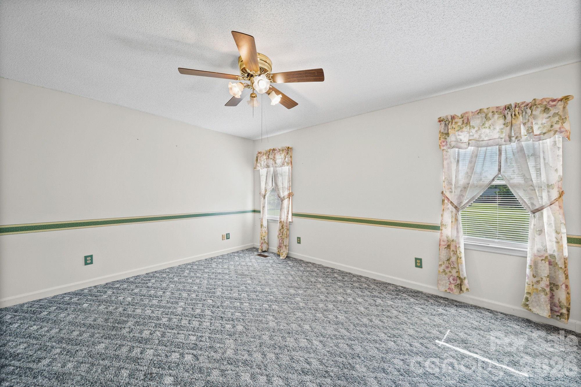 4207 Deerfield Drive Property Photo 16
