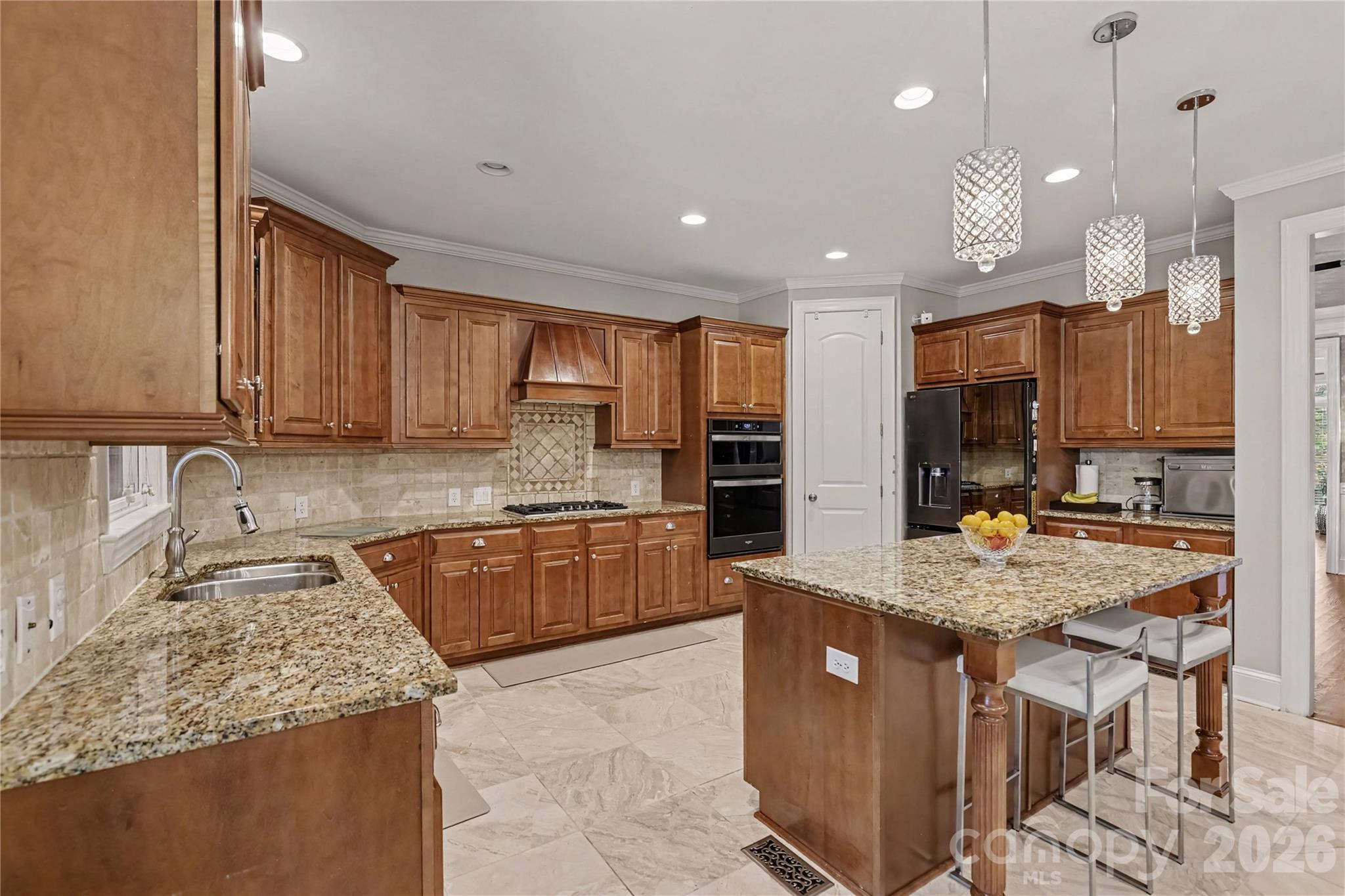17018 Harcombe Drive Property Photo 12