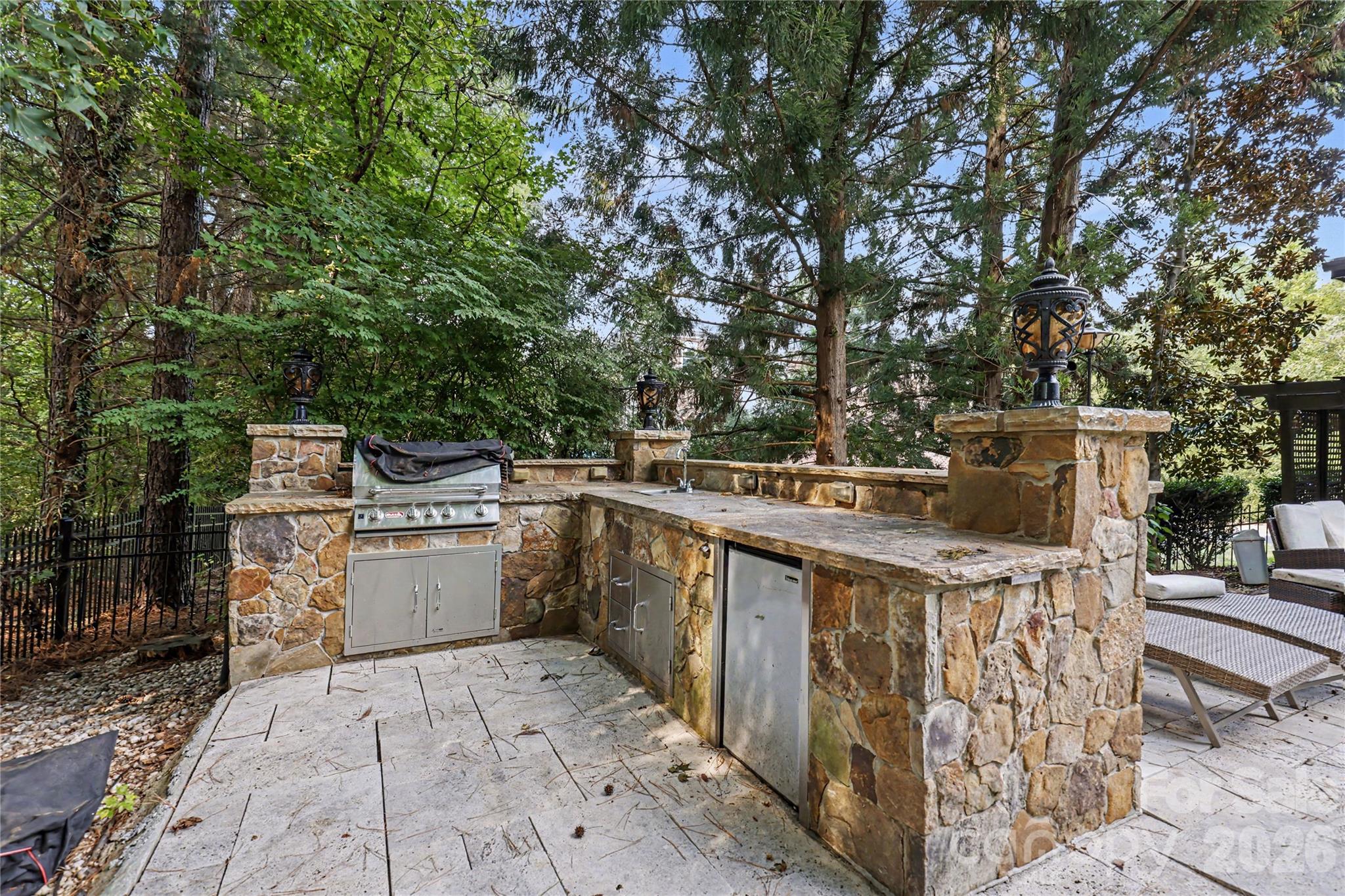 17018 Harcombe Drive Property Photo 37
