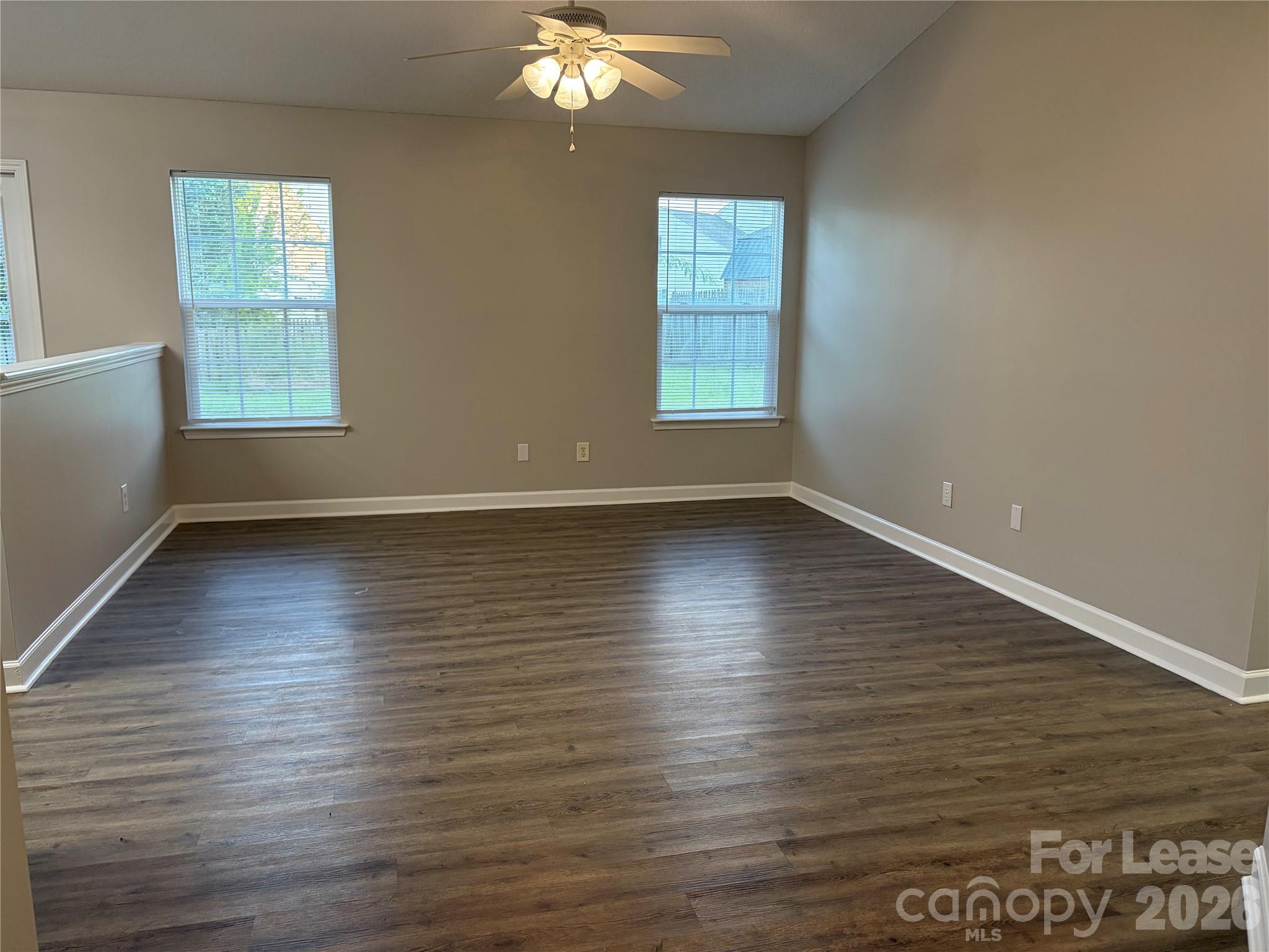 4924 Aldersbrook Drive Property Photo 12