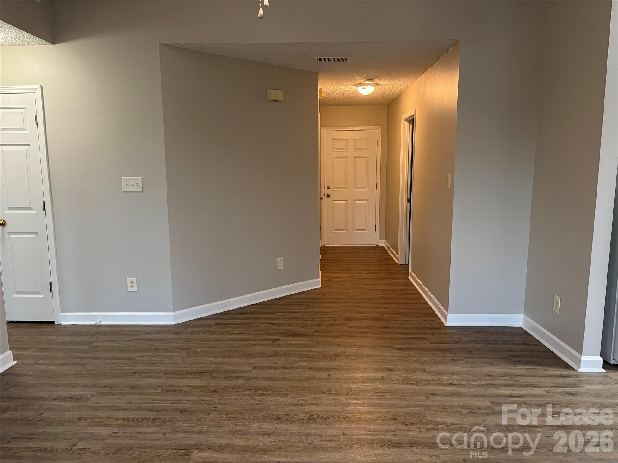 4924 Aldersbrook Drive Property Photo 14