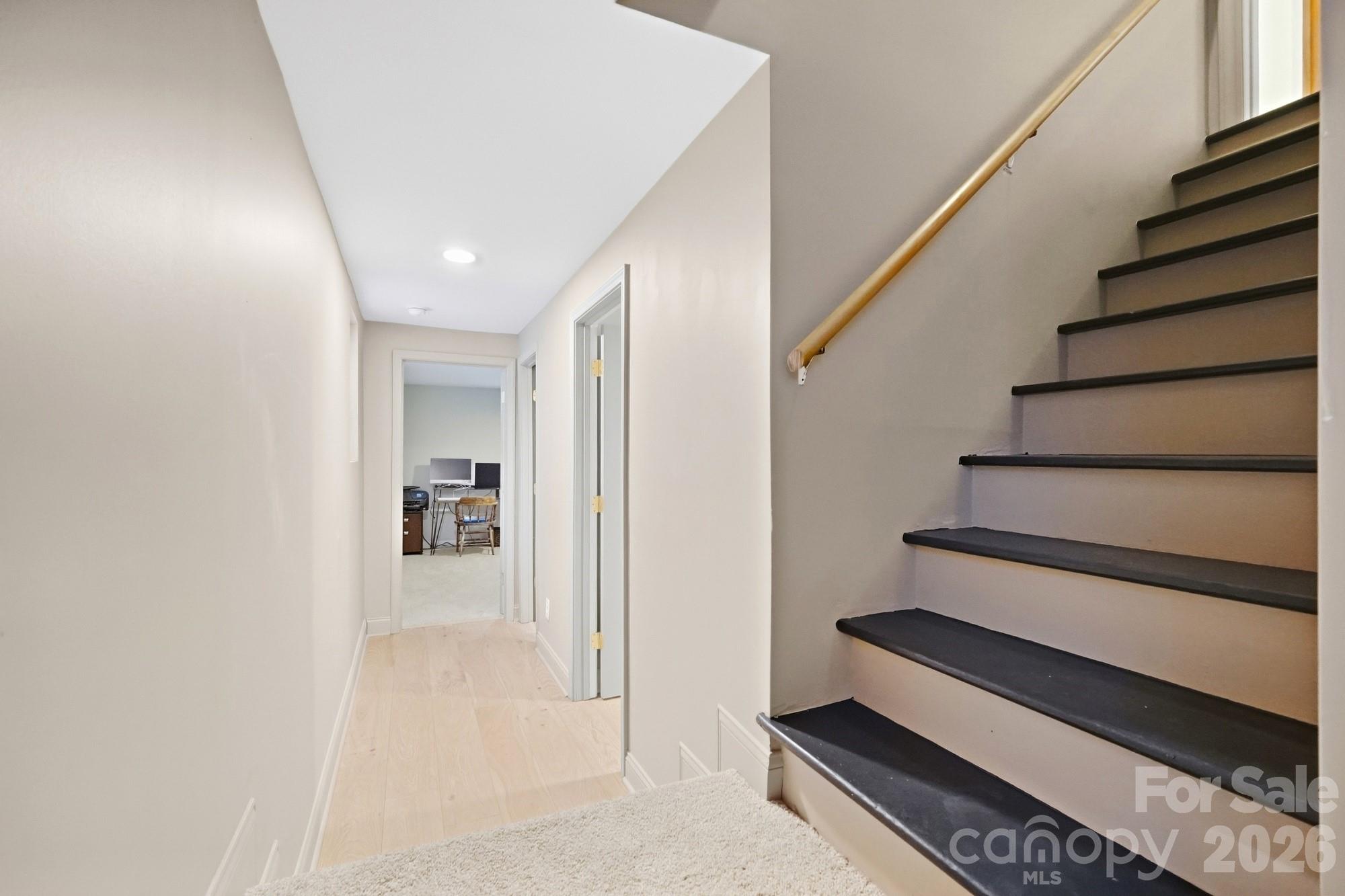 1814 Summerhill Drive Property Photo 28