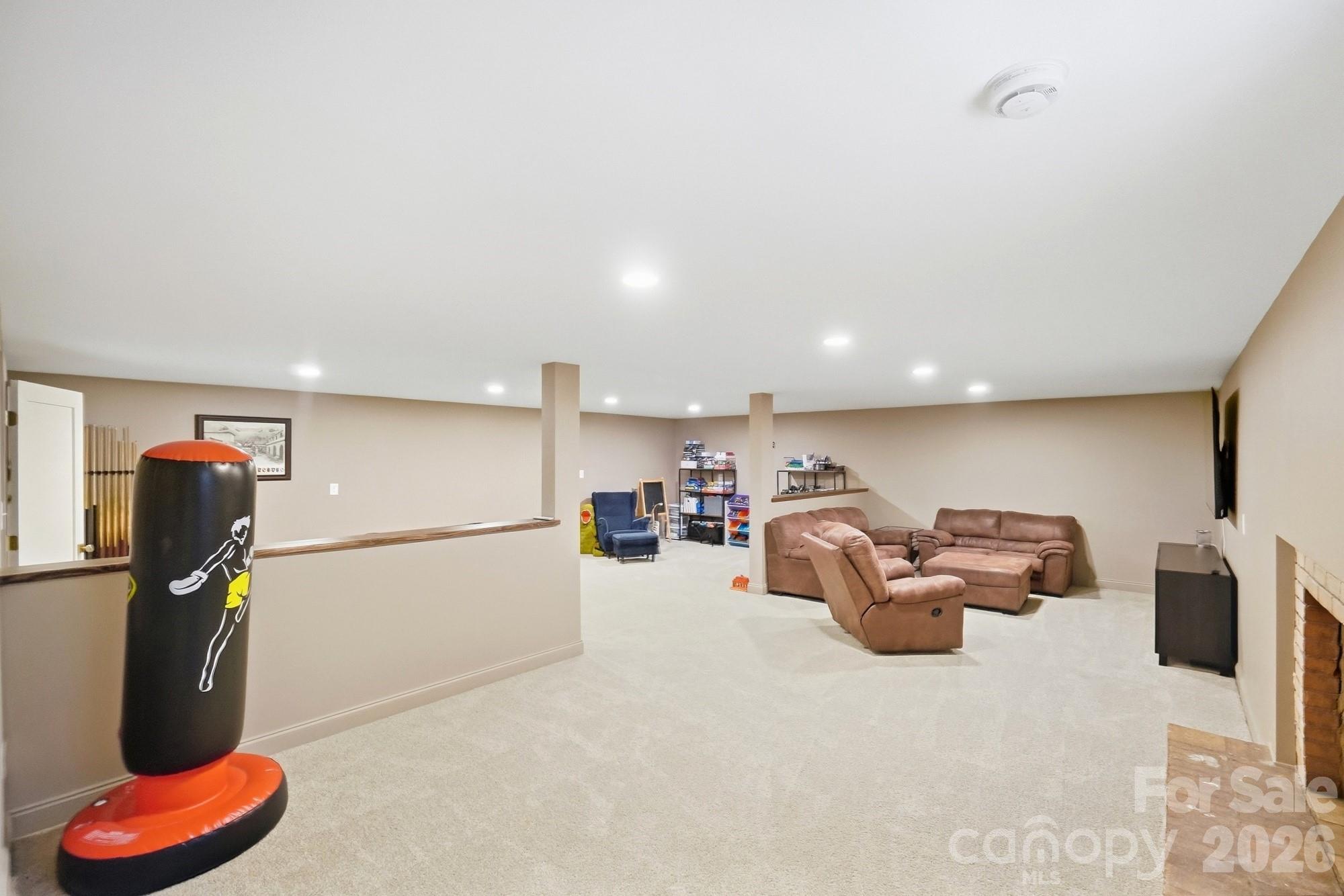 1814 Summerhill Drive Property Photo 31